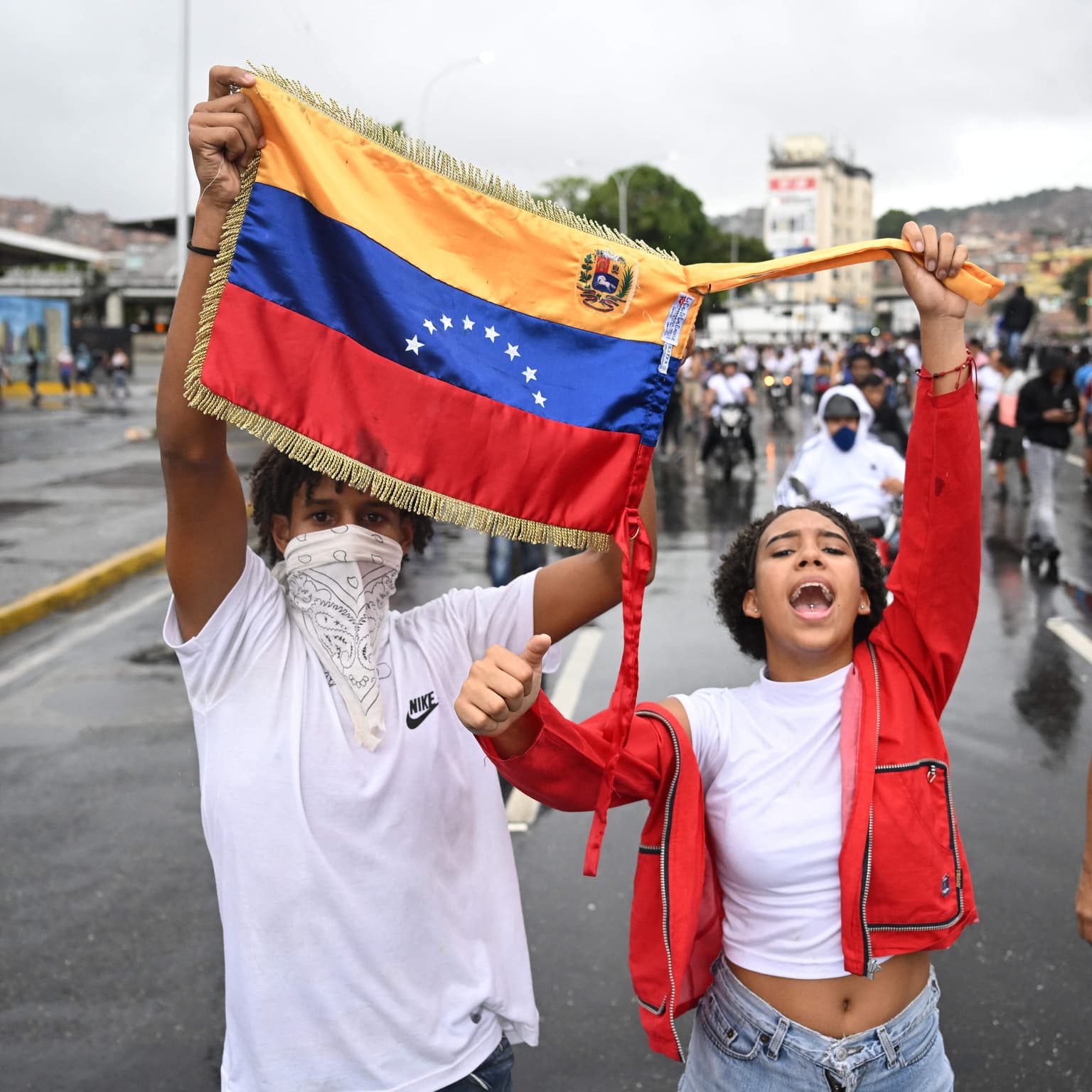 Venezuelans foresaw a new chapter. Then Maduro claimed victory artwork