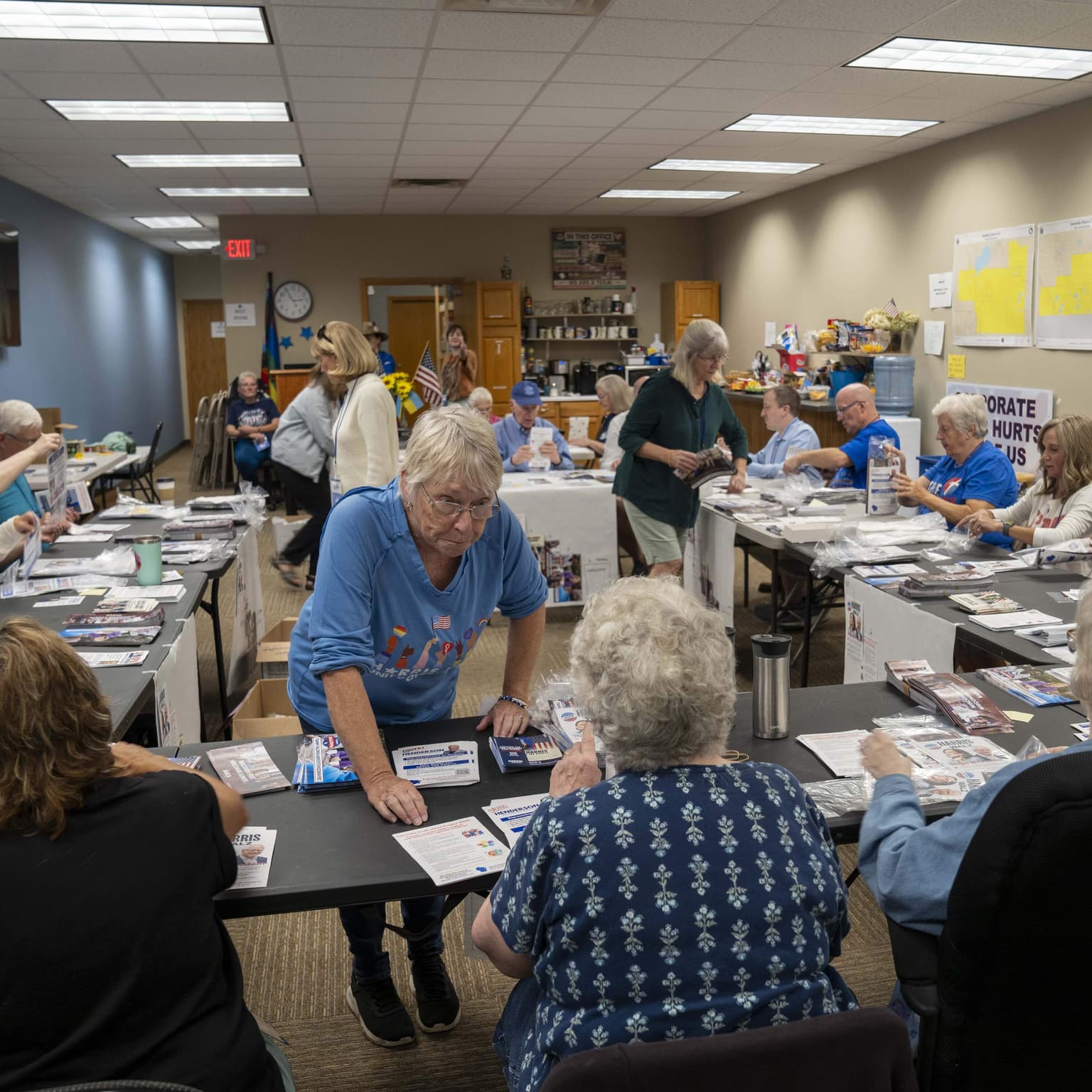 In states where votes are close, organizers are aiming to 'lose by less.' Why? artwork