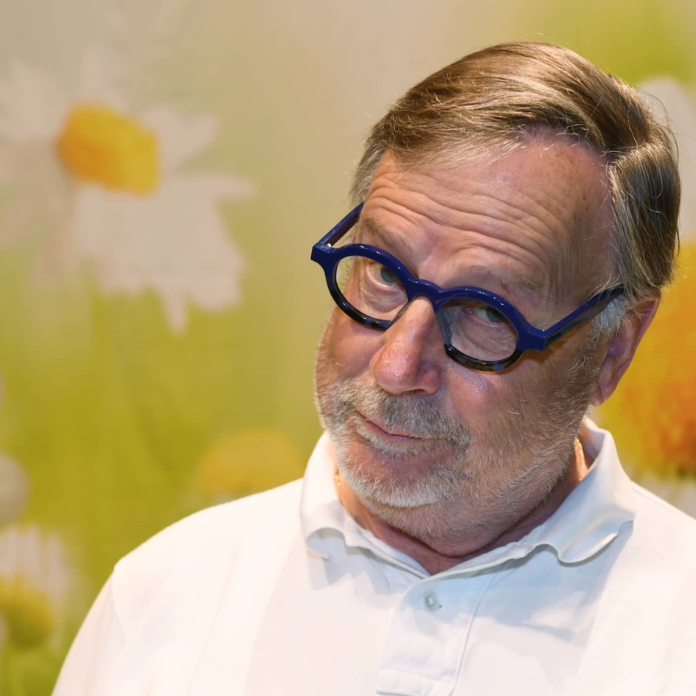 Kalla fakta om TV4:s grävmetoder, dold sponsor bakom ny partiledarutfrågning och första delen av serien Mediebudorden artwork
