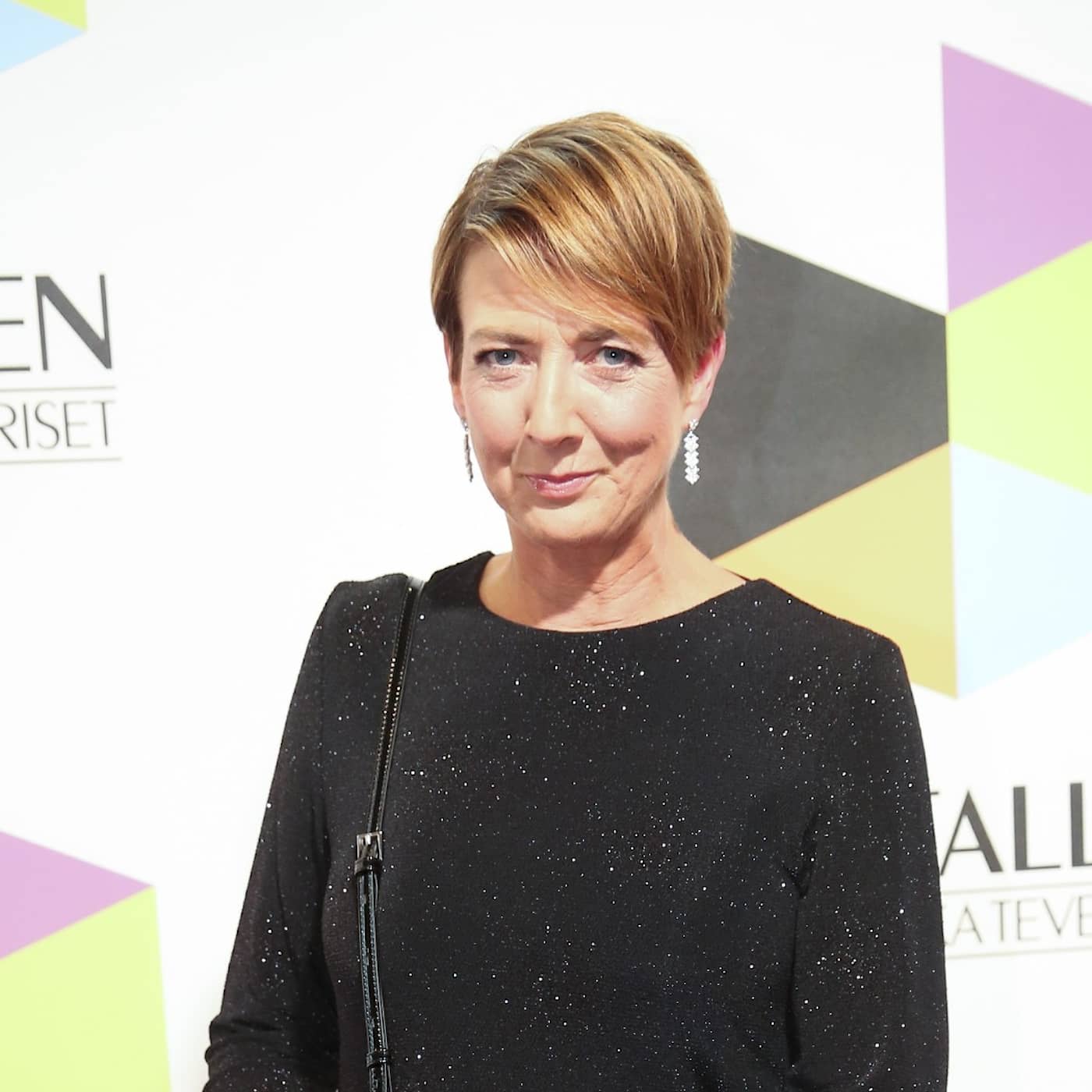 Gravidfrågan till Annie Lööf kom från Expressen, desinformationskampanjens aktörer och kritik mot UG:s exponering av barn artwork