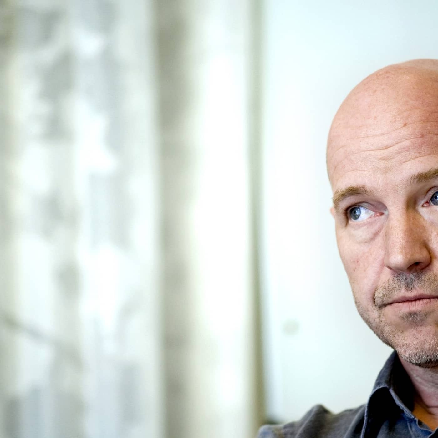 Tamas om nya uppgifterna om apatiska barn, kittlande rubriker om människokött blev desinformation, riskfylld SVT-ambition om polarisering artwork