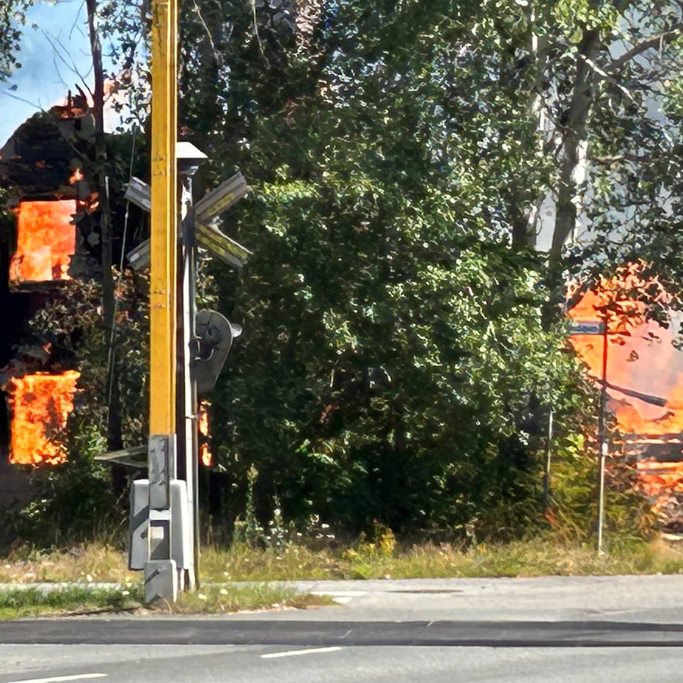 Svajig etik när P4 intervjuade tonåring under villabrand artwork