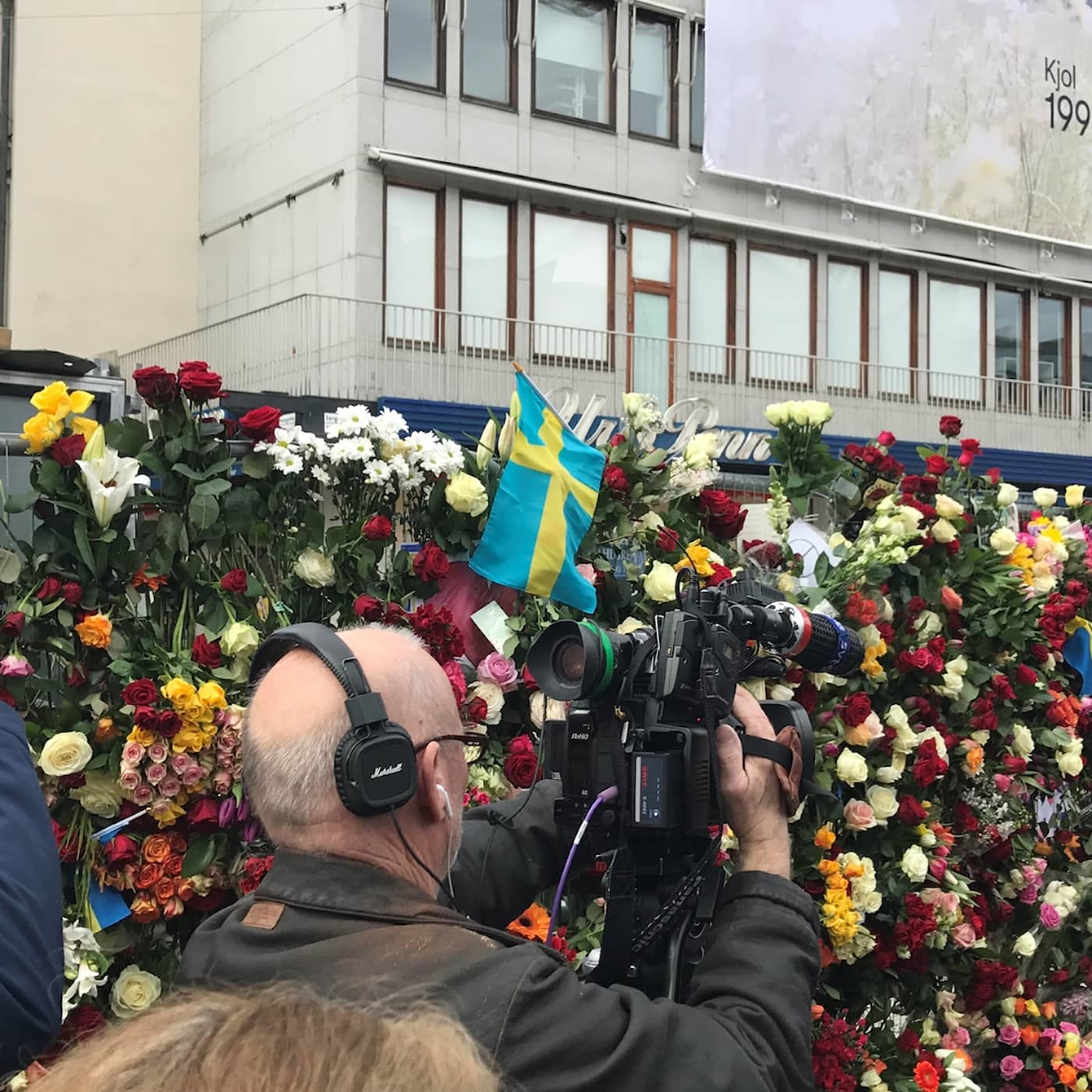 Hur klarade medierna bevakningen av attacken i Stockholm? artwork