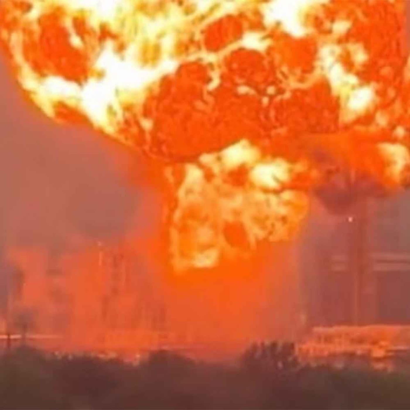 Gas shortages ‘finally’ hit Moscow as Kyiv intensifies strikes on refineries & David Knowles on the largest Nazi massacre in Ukraine artwork