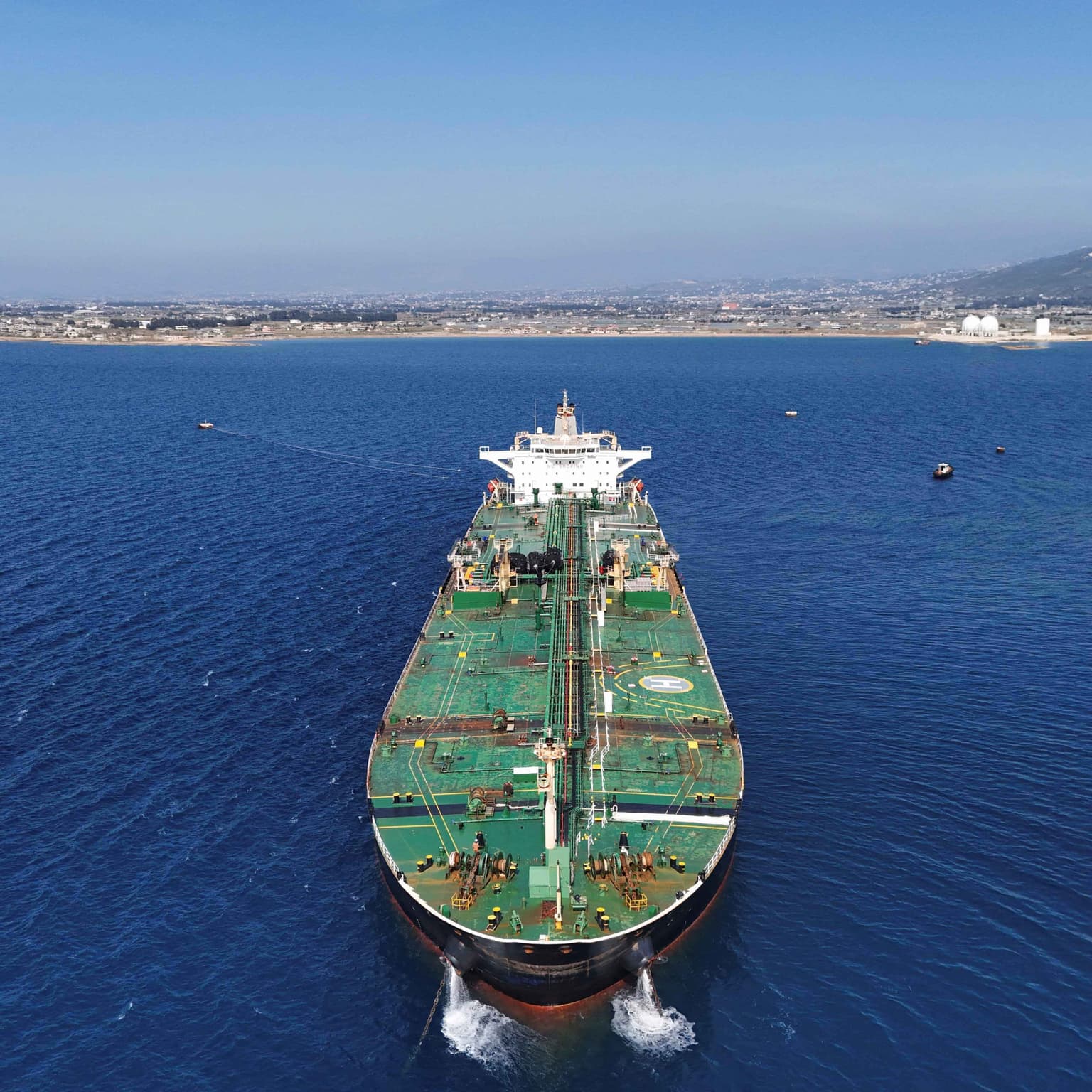 Trump tariffs tank Russian oil prices amid ‘global economic storm’ & US lift sanctions for Russian special envoy artwork