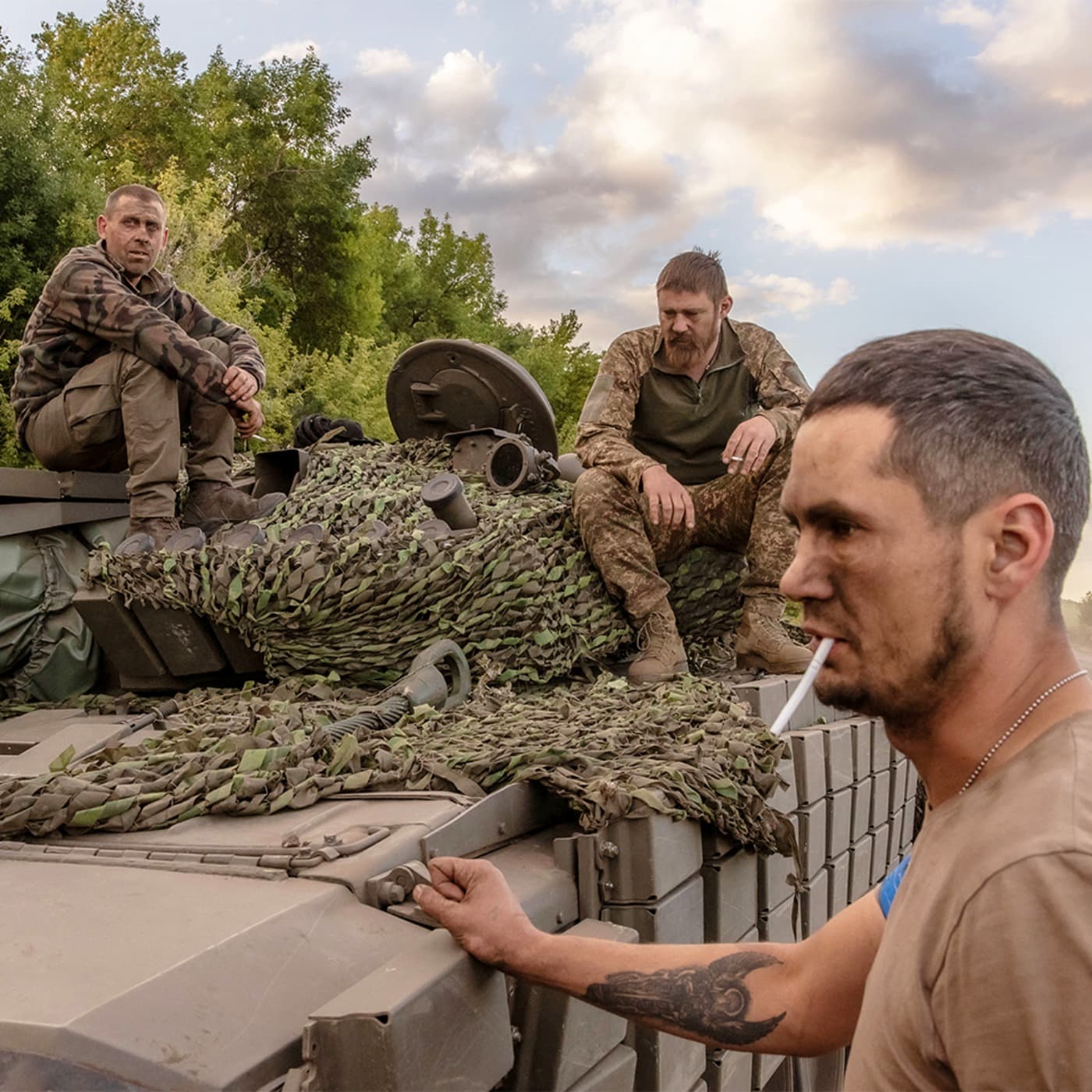Ukraine ‘pins down’ 50,000 Russian troops as Putin’s spring offensive fails artwork