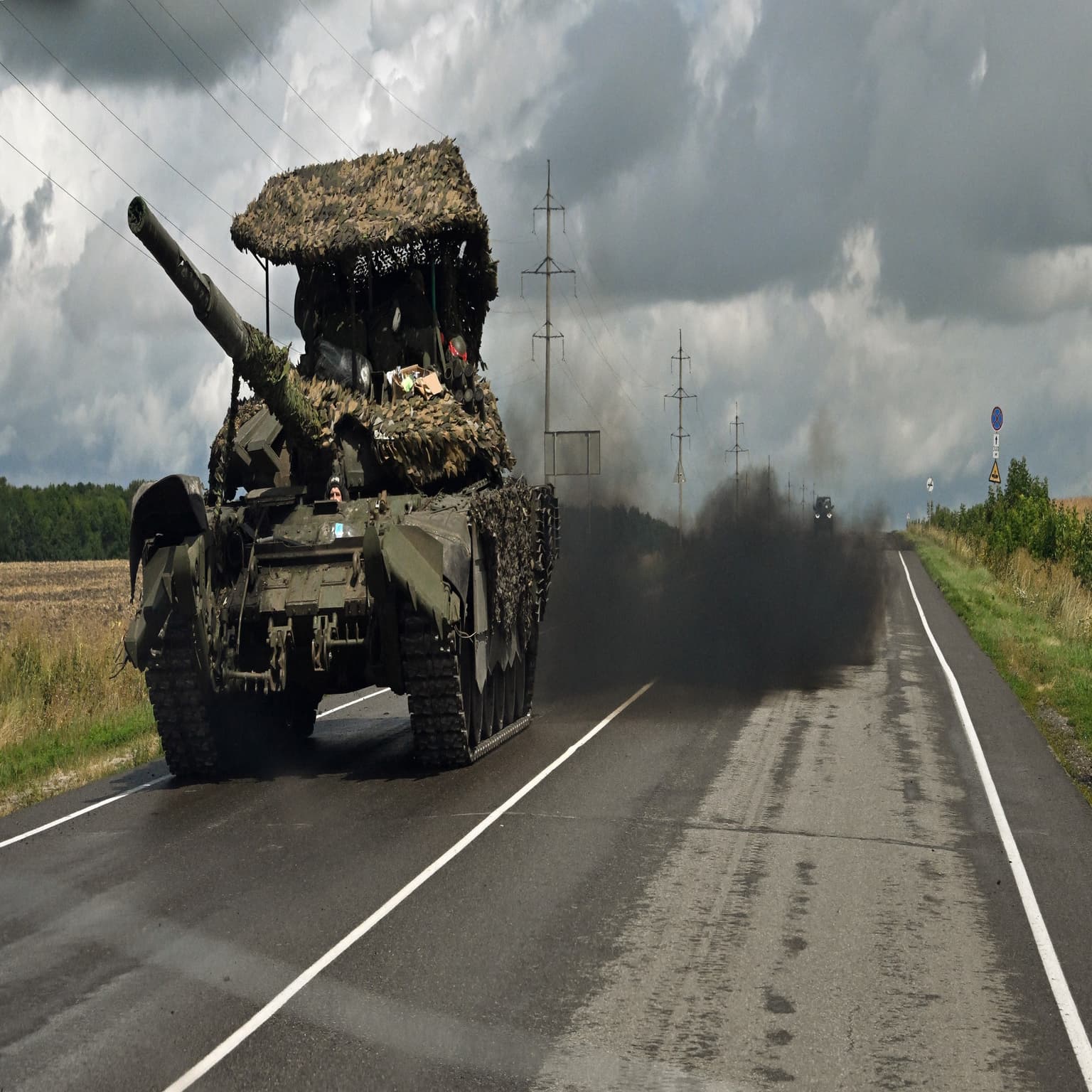 Russia surges to border in Kursk as Ukraine holds line in Donbas artwork