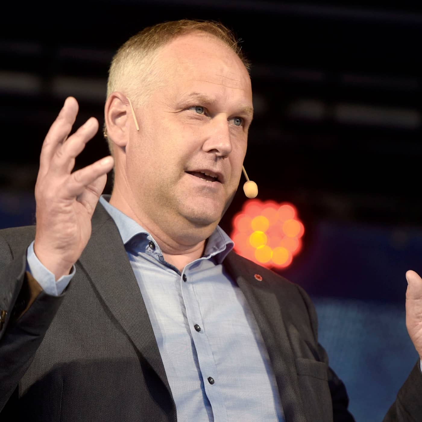 Populärt att privatspana på nätet. Libanons sista judar vågar berätta. Jonas Sjöstedt (V) först ut i SR:s partiledarutfrågning i Almedalen. artwork