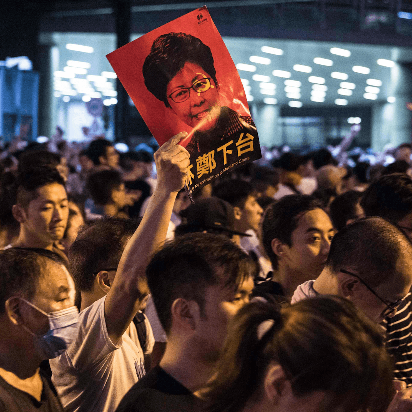 Protester i Hongkong, sprängningar här hemma och förbjuden hemundervisning. artwork