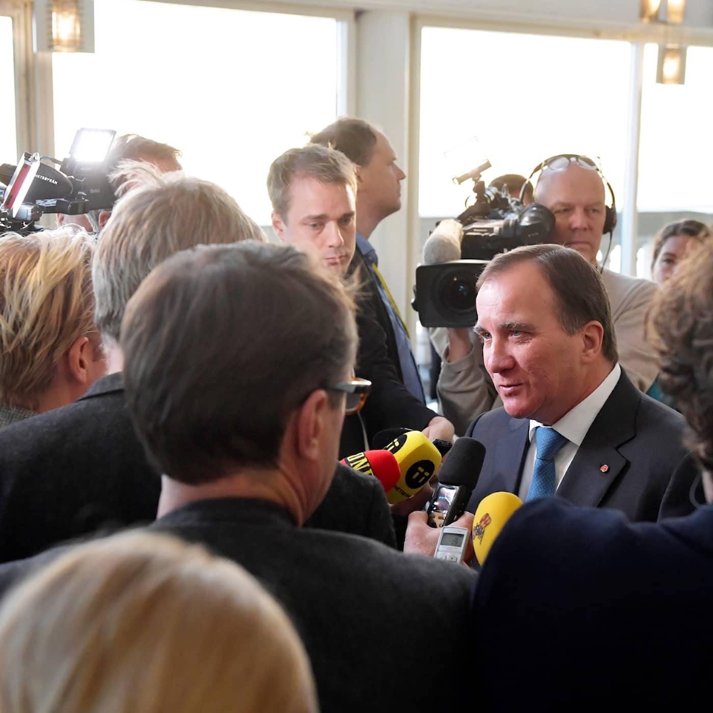 Socialdemokratisk vånda, klimatmöte i motvind, olönsam julmusik artwork