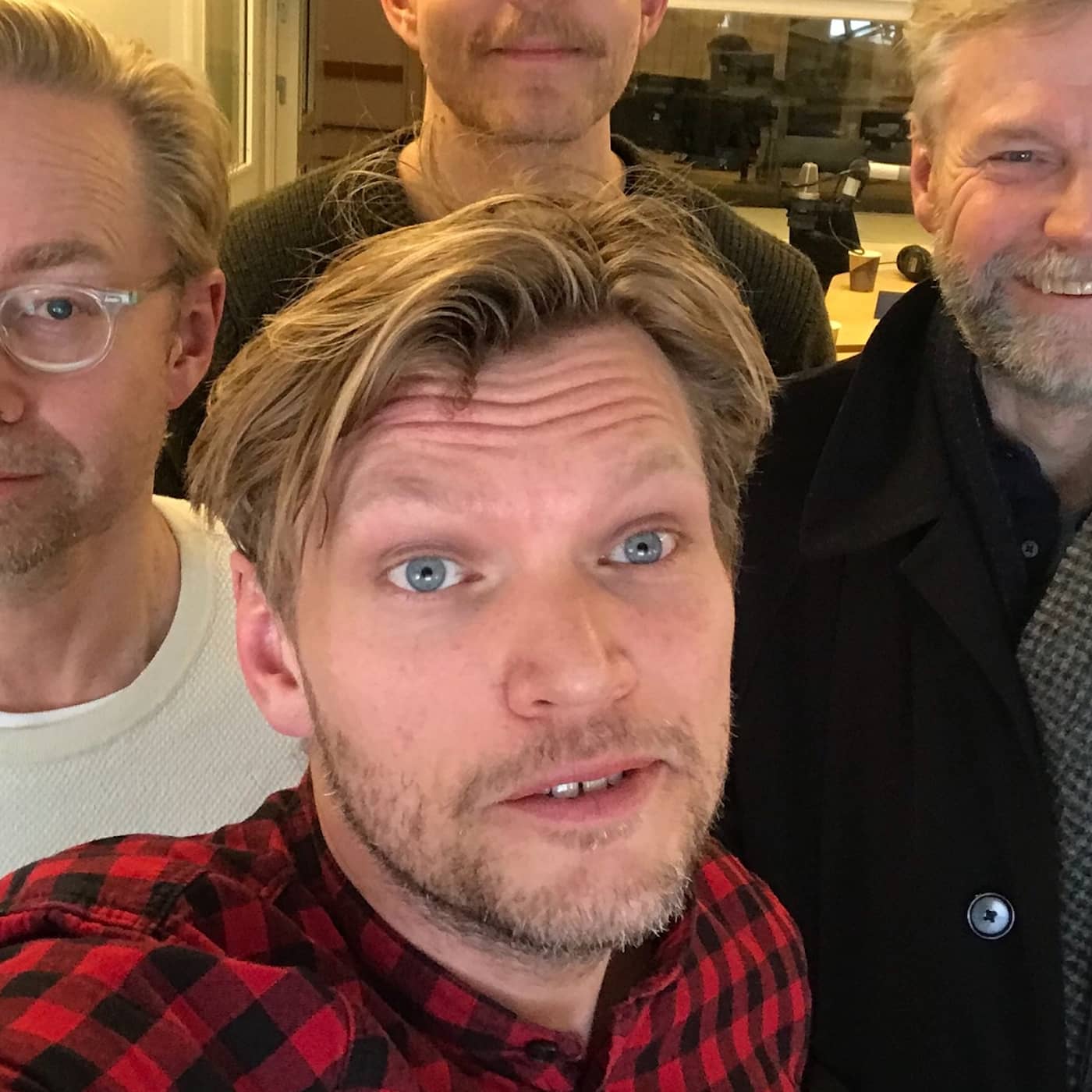 233: "Björklund gick över till den mörka sidan" artwork