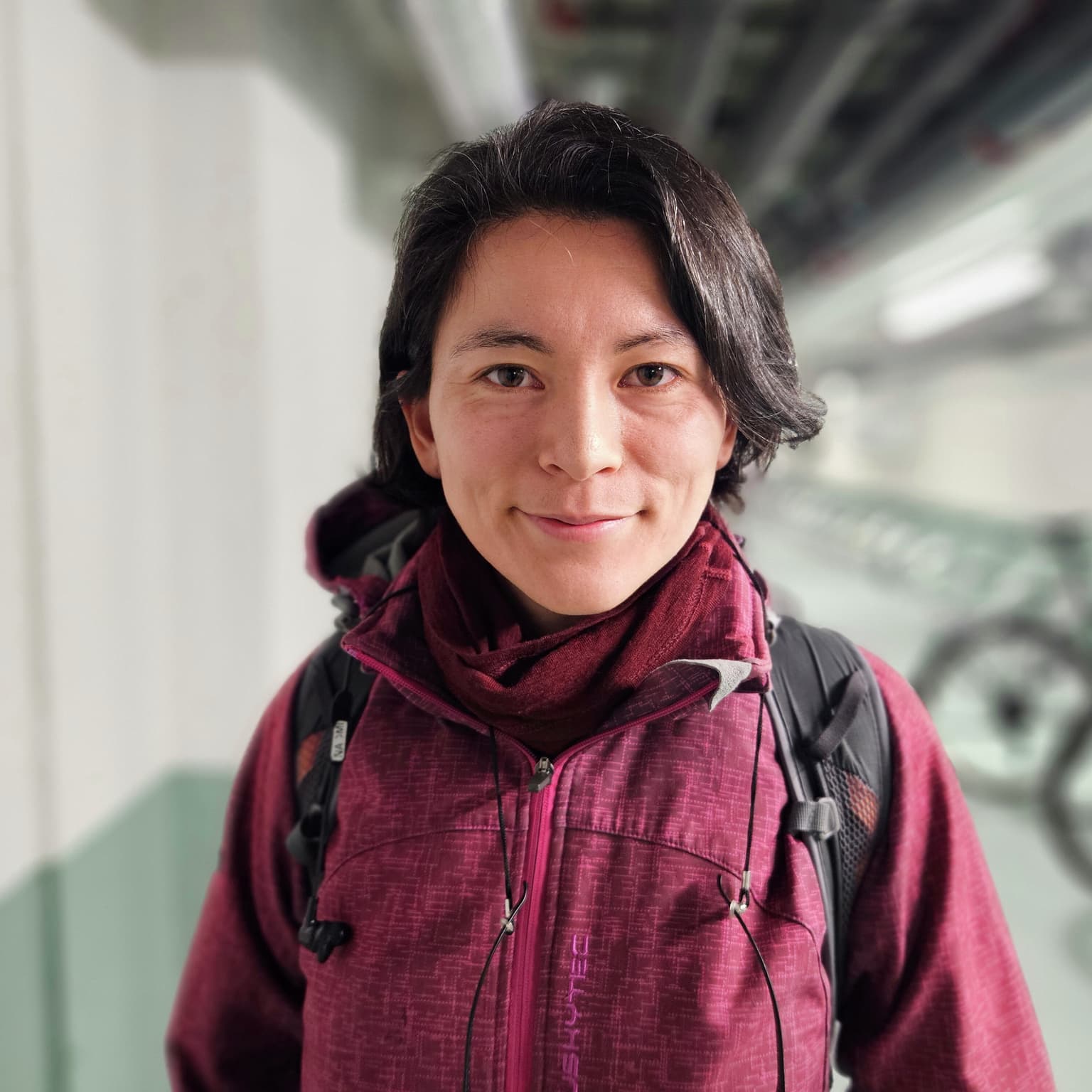 Nordkoreanske frontnyheter, teknomusikk i Minsk og Lukasjenko strammer grepet. Gjest: Naomi Røkkum artwork