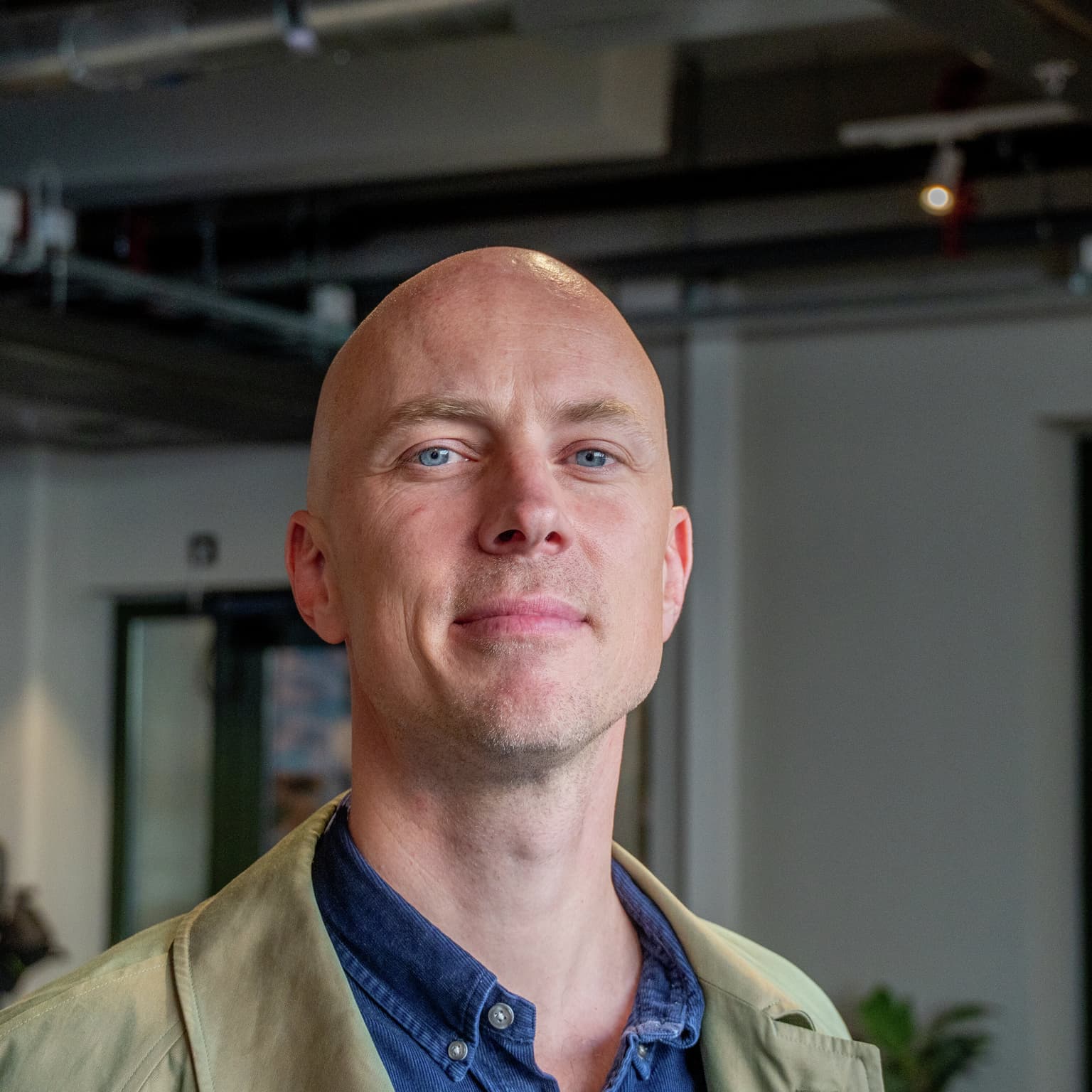 – Putin sitter med atomknappen. Gjest: Jørn Wichne Pedersen artwork
