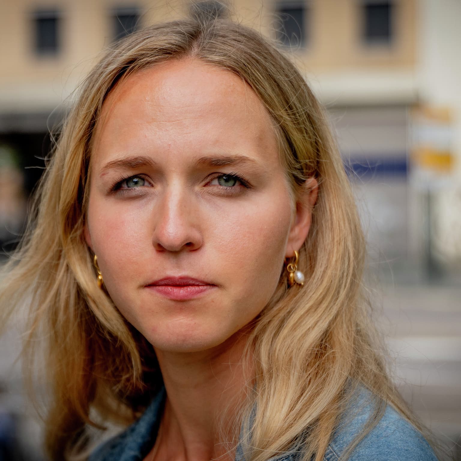 Hvorfor synes ungdom Ukraina er mindre viktig enn voksne? Gjest: Ane Breivik artwork
