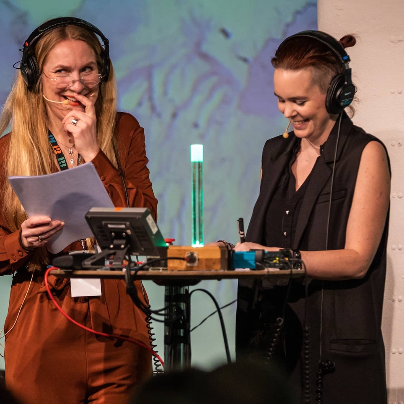 Lantzkampen i P1 med Parisa Amiri, Marianne Hasslow, Johar Bendjelloul, Anders G Carlsson, Sara Lövestam och Annika Lantz! artwork