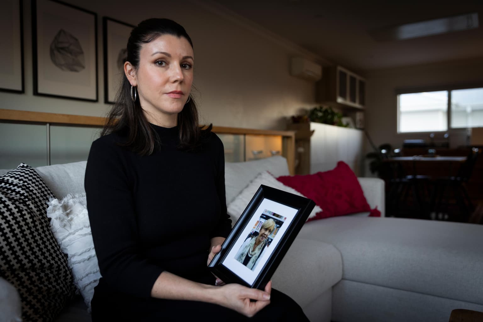 A mother's message and the hospital that didn't want to hear it artwork