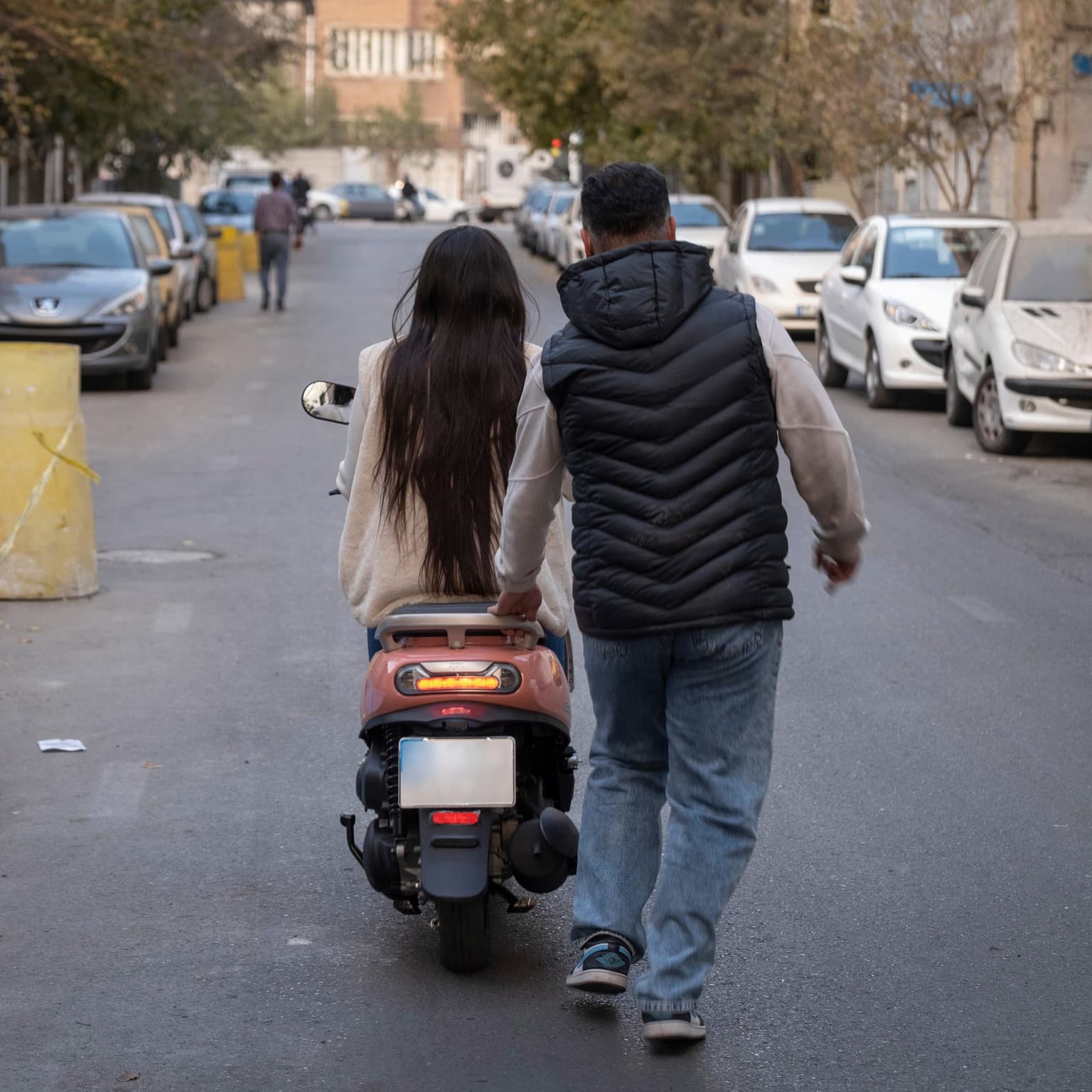 The Iranian women defying the law artwork