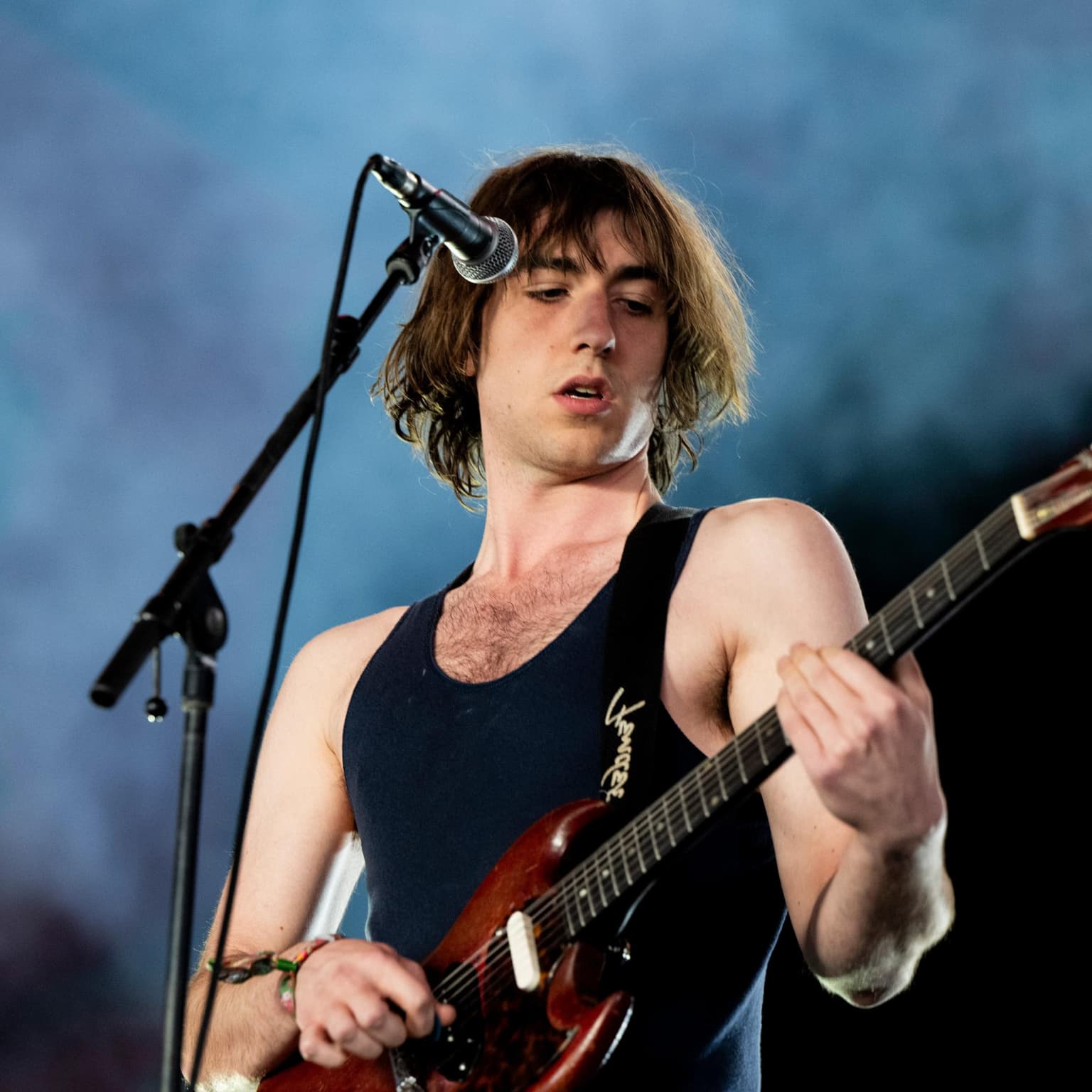 Fake fans, fake buzz? How your favourite band got big artwork