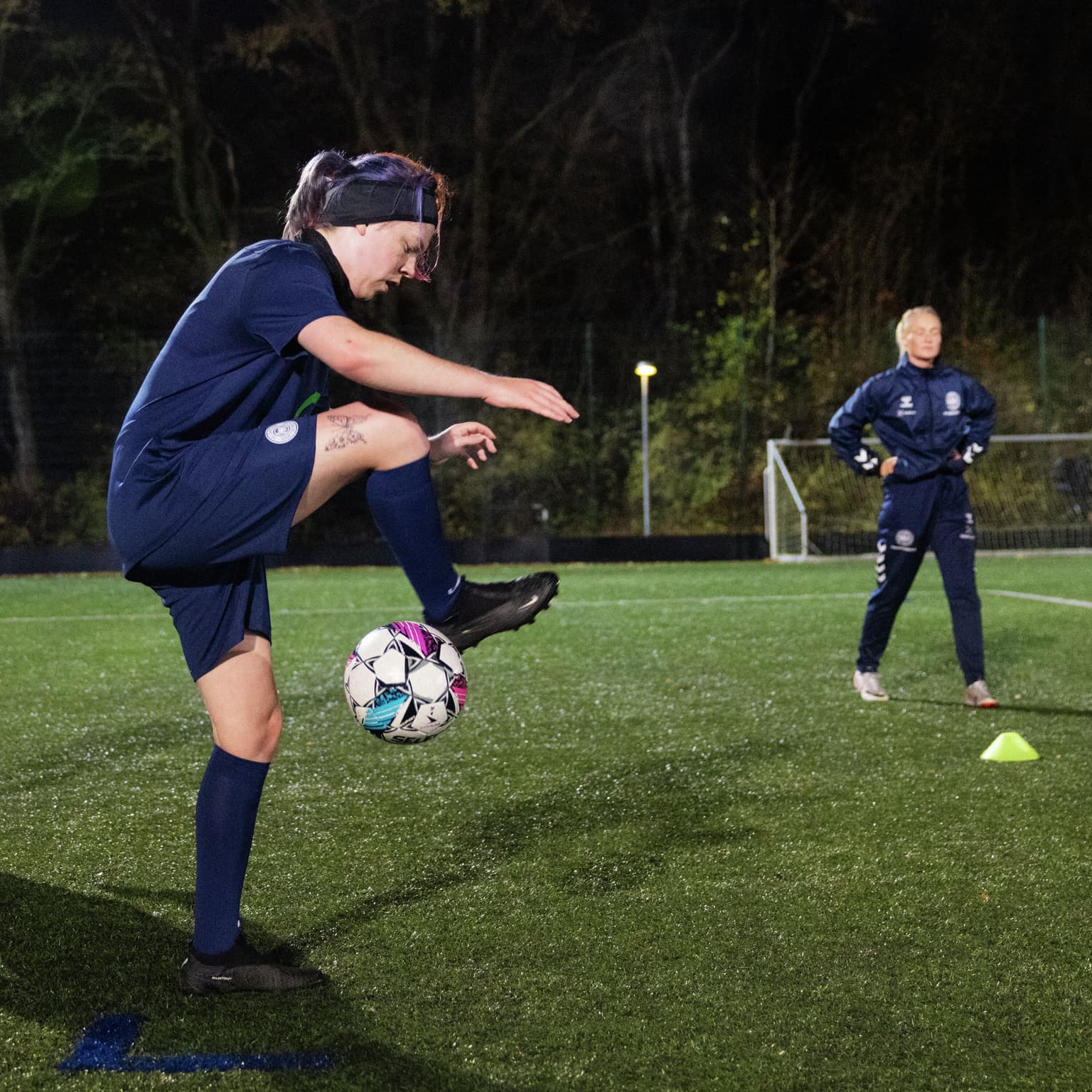 Hvorfor skal transkønnede Olivia spille kvindefodbold? artwork