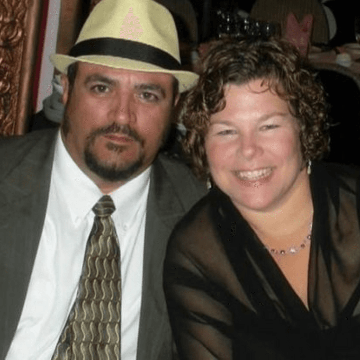 22: Betsy ja Russ Faria artwork