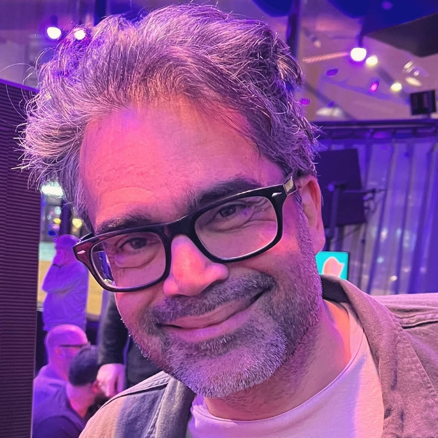 David Batra är allergisk mot cyklister artwork
