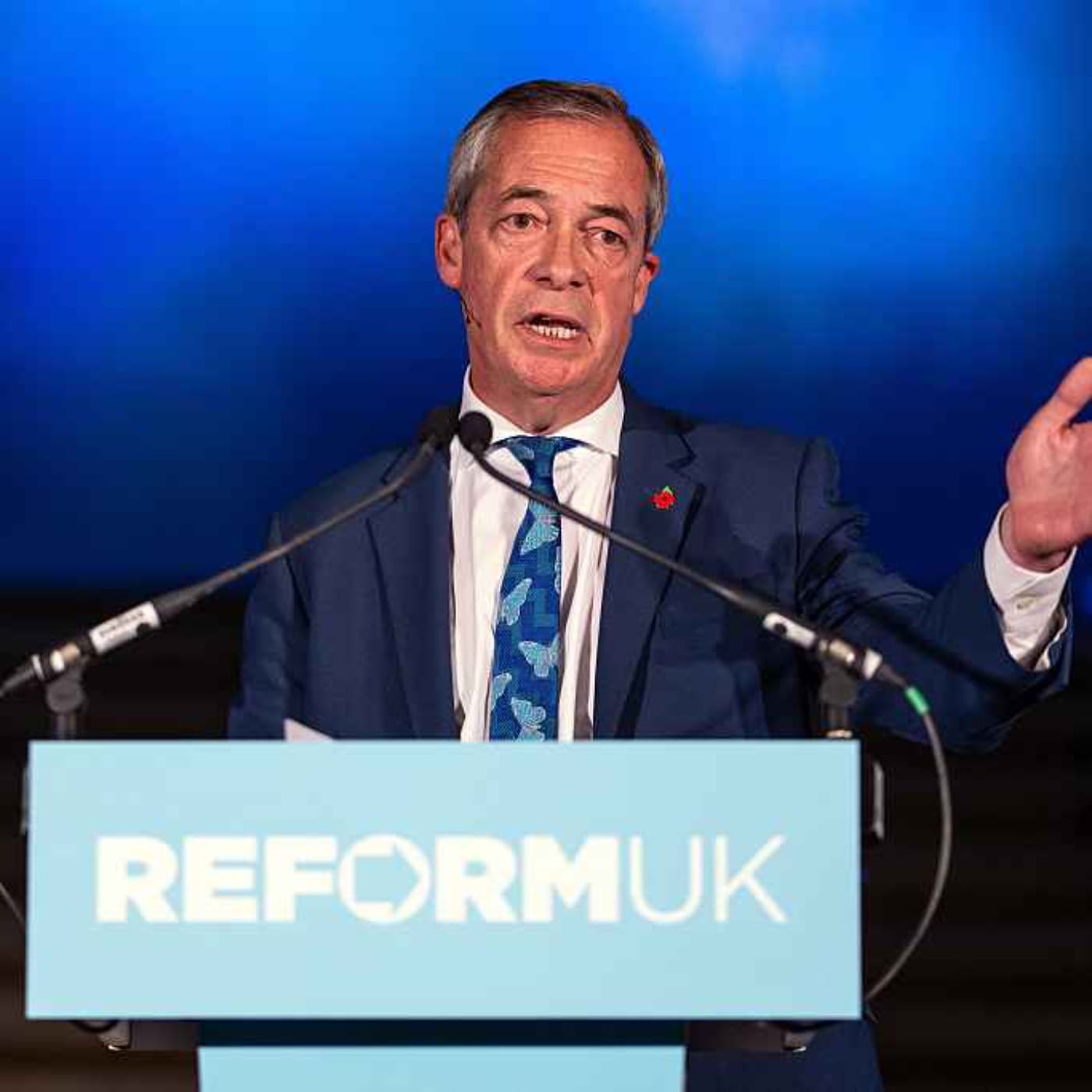 Farage: trust me with the economy artwork