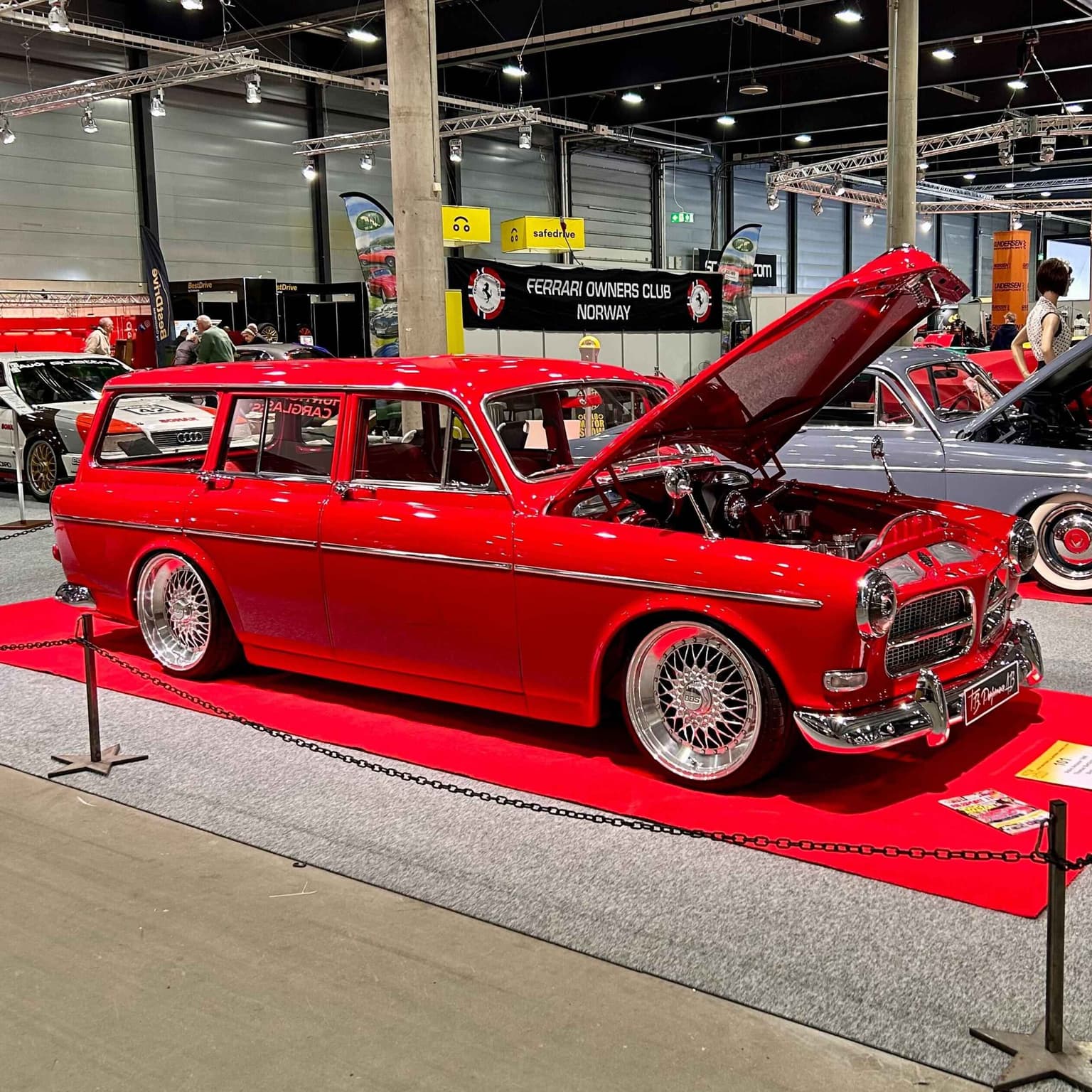 Oslo Motor Show-walk around artwork