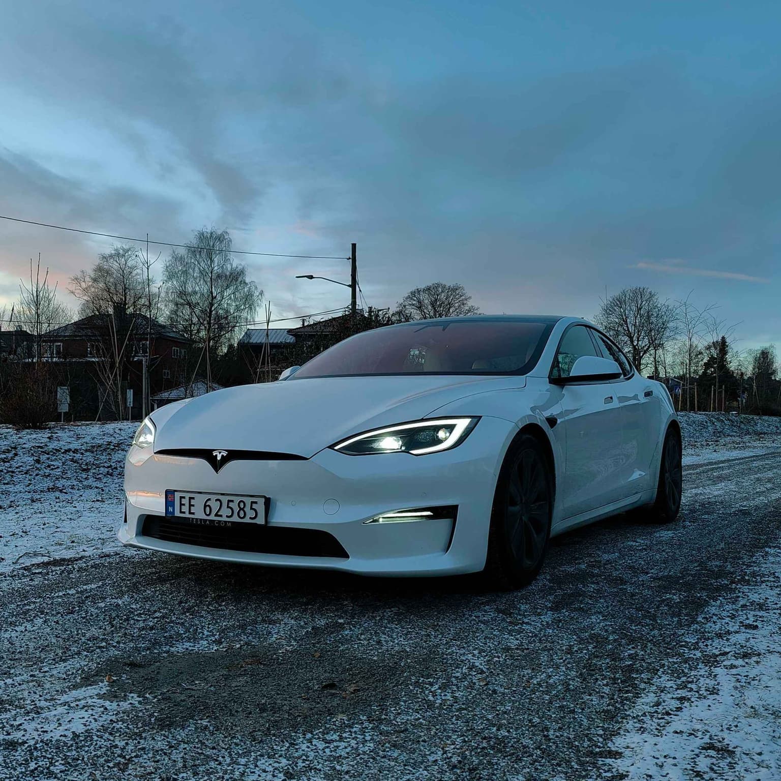 Bonus: Tesla Model S Plaid med 1.020 hk. Nerdenes hevn?! artwork