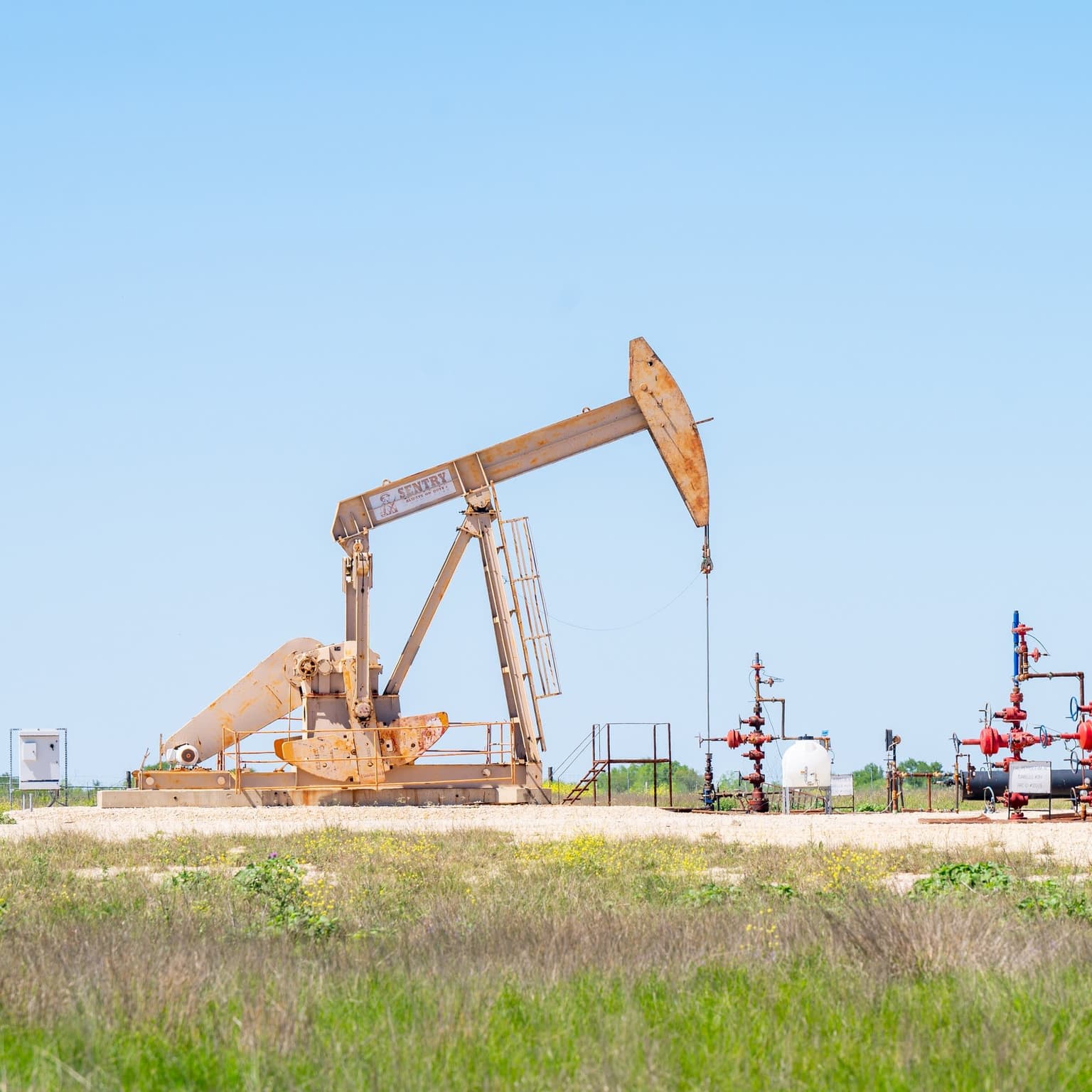 Despite Iran conflict, U.S. oil production is unlikely to budge artwork