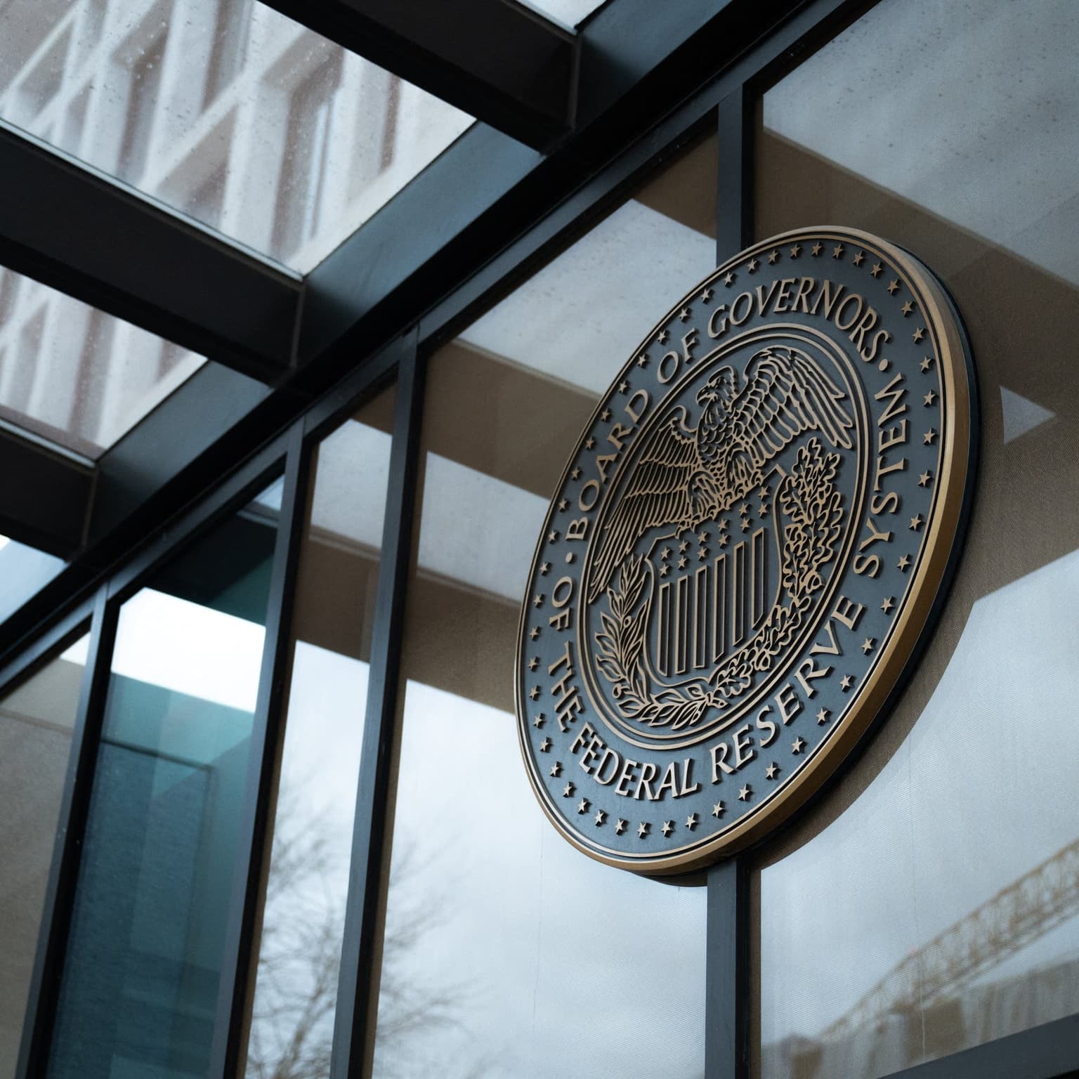 Central banks move in step, for now artwork