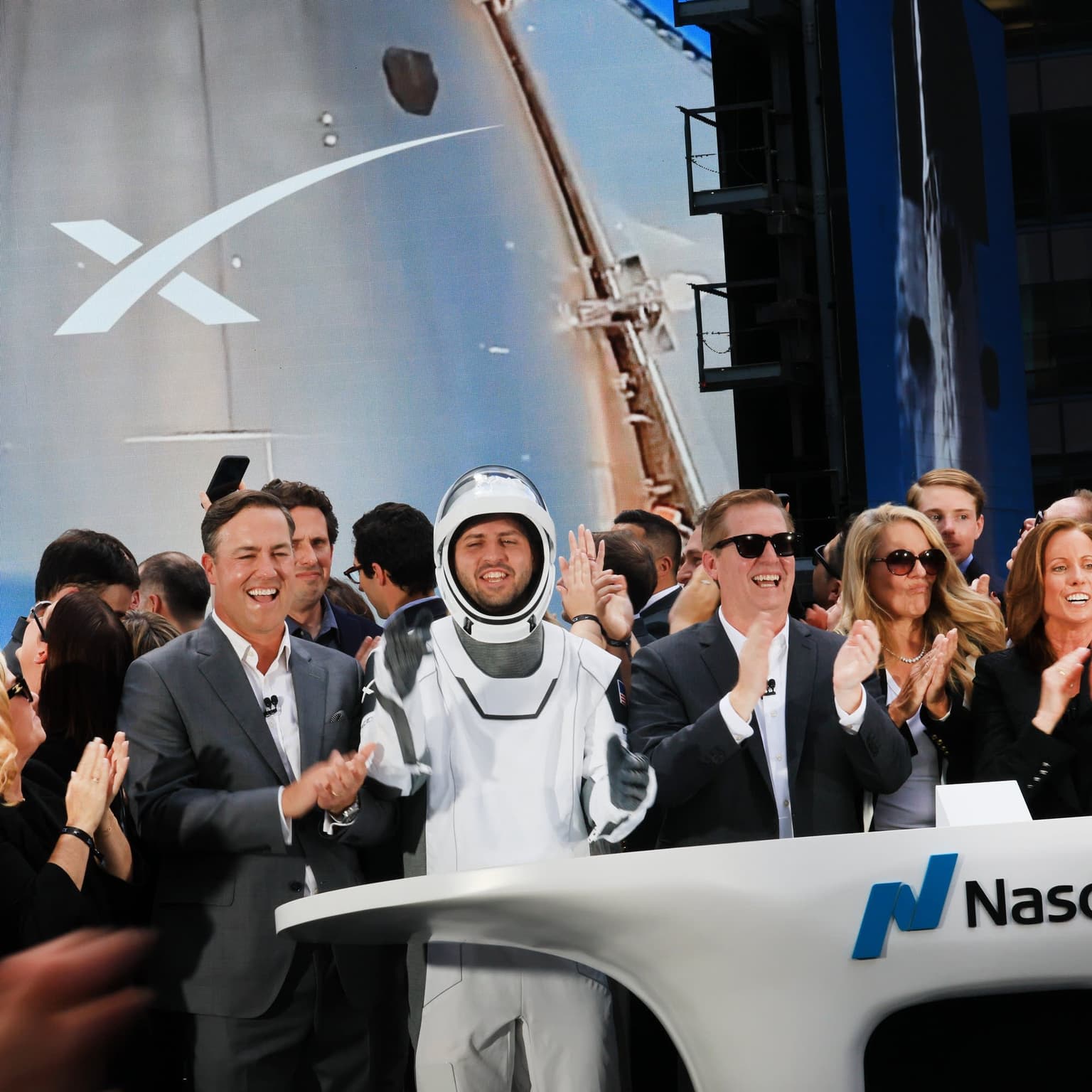 The SpaceX share lock-up period, explained artwork