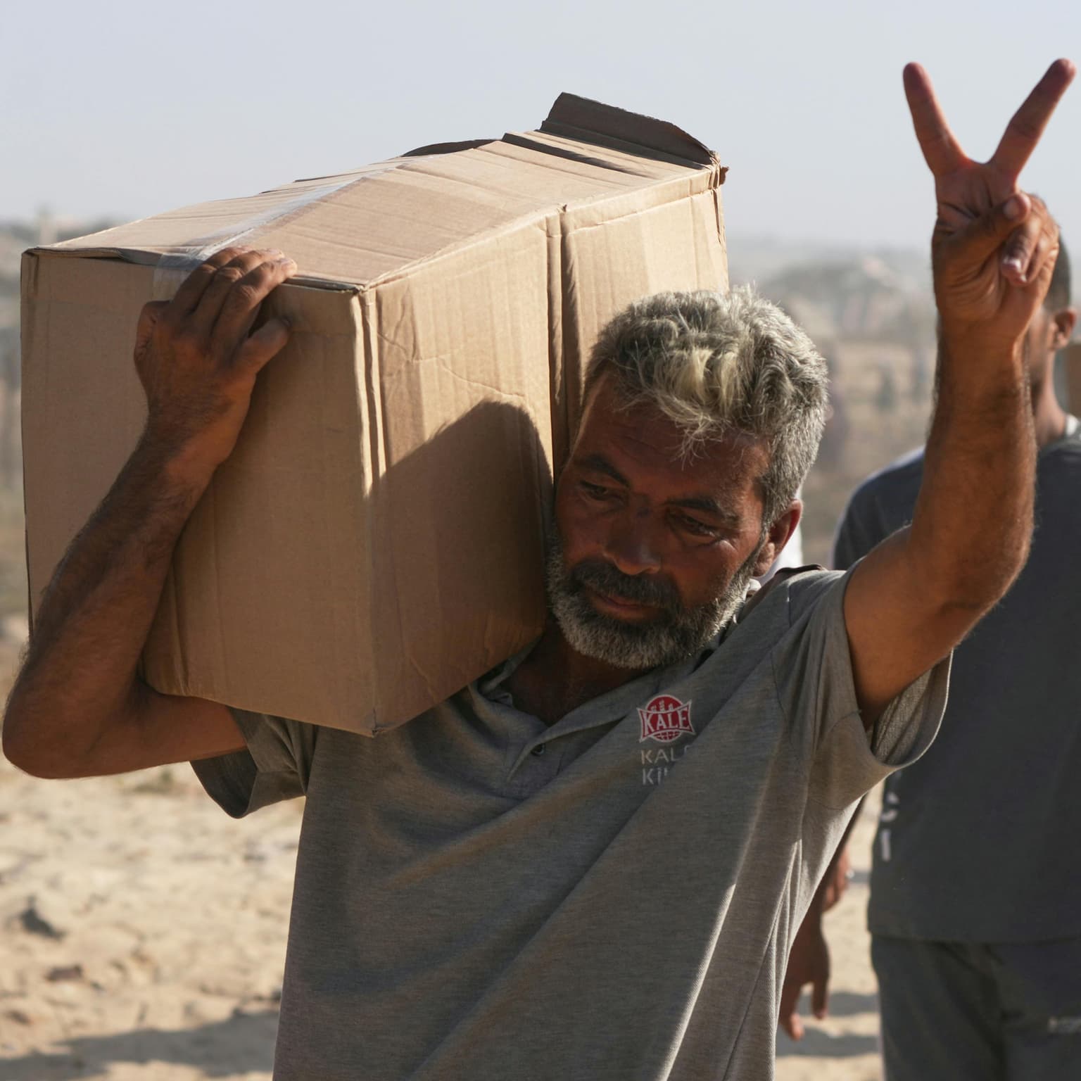 All eyes back on Gaza artwork