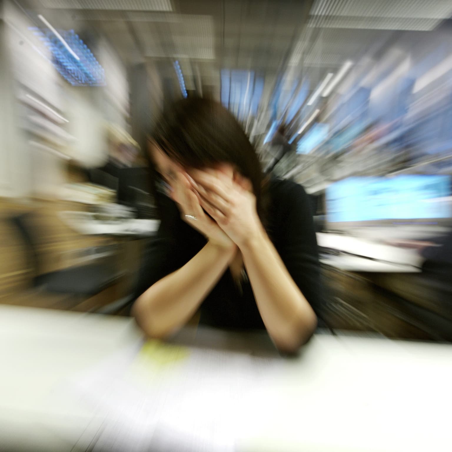 Lyn-analyse: Danskerne går ned med stress i et uhørt omfang - hvorfor? artwork