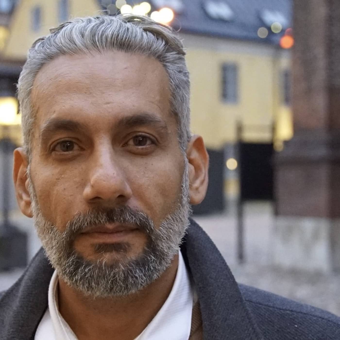 Del 2/4. Männen bakom våldet: Rozbeh tog till våld för sin åsikt artwork