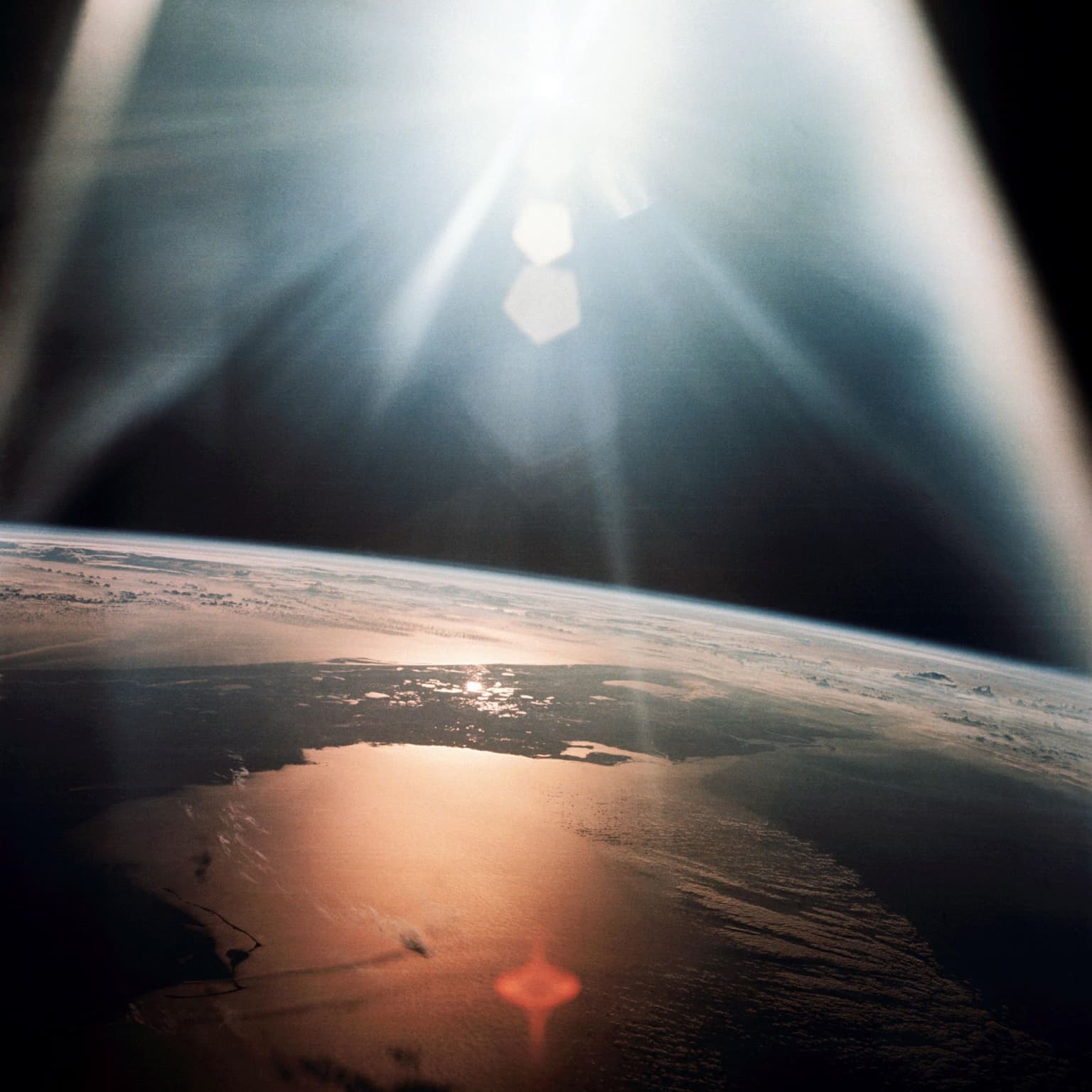 Things You Thought You Knew – Where the Earth Ends artwork