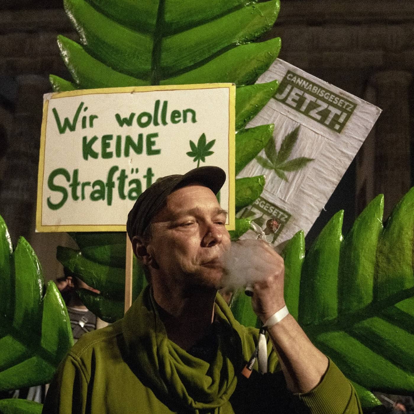 Vägvalen kring cannabislegalisering (R) artwork