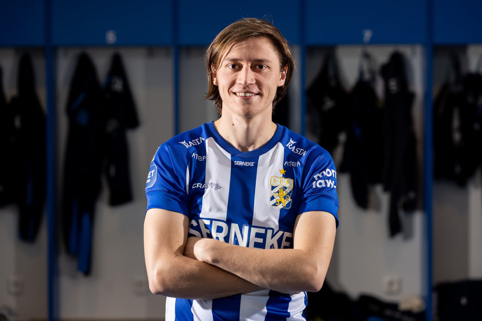 Simon Thern: "Jag hade gärna haft ett annat namn" artwork