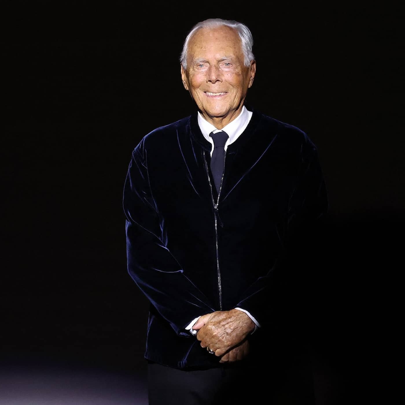 REPRIS: Giorgio Armani – den siste store modeskaparen? artwork
