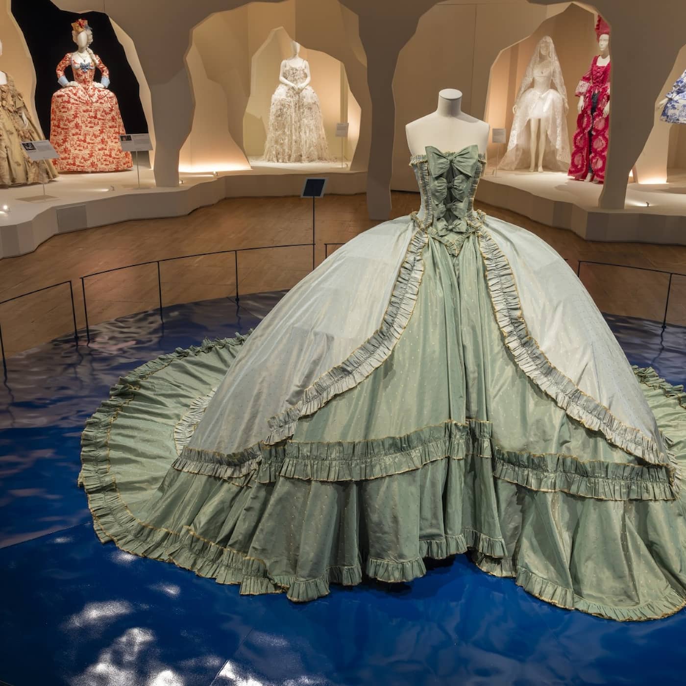 Marie Antoinette – tidig influencer och... tradwife? artwork