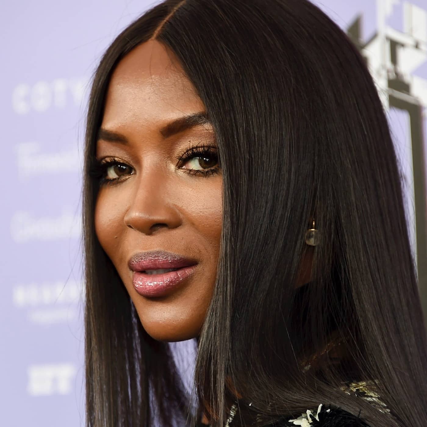 Naomi Campbell – den bråkigaste banbrytaren i mode(ll)världen artwork
