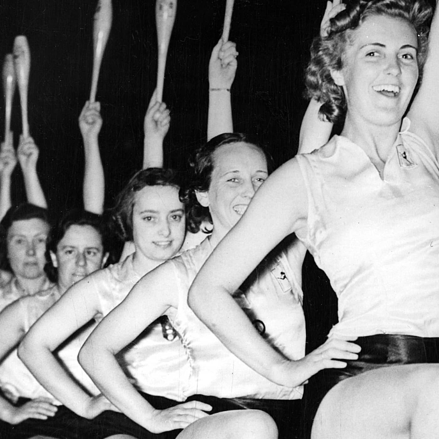 ”Flickan med den perfekta kroppen” – lade Prunella Stack grunden till dagens träningsmani? artwork