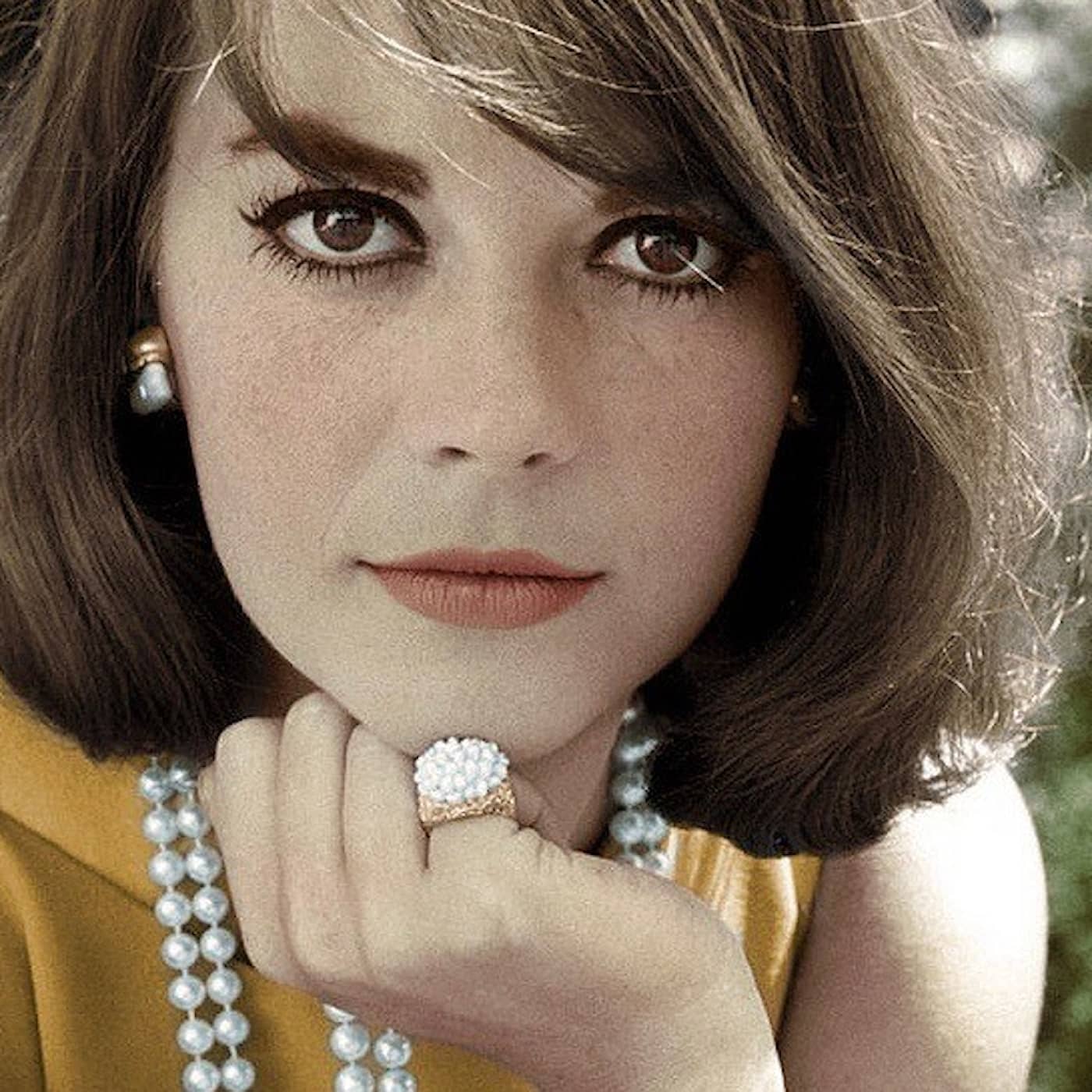 Natalie Wood – en odödlig mix av Hollywoodglamour och hemska konspirationsteorier artwork