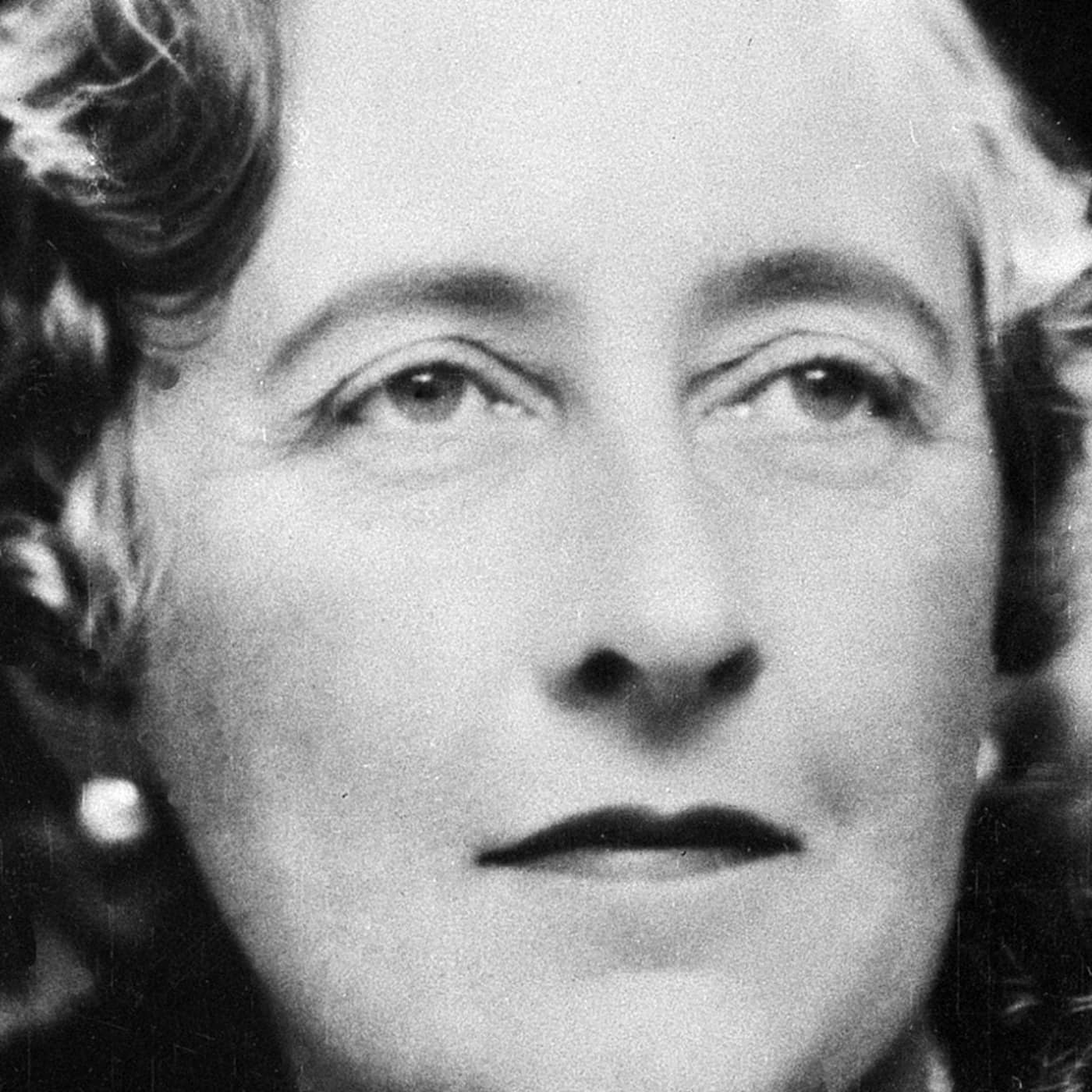 Agatha Christie – med trendskapande blick för mord, mysterier och mode (repris) artwork
