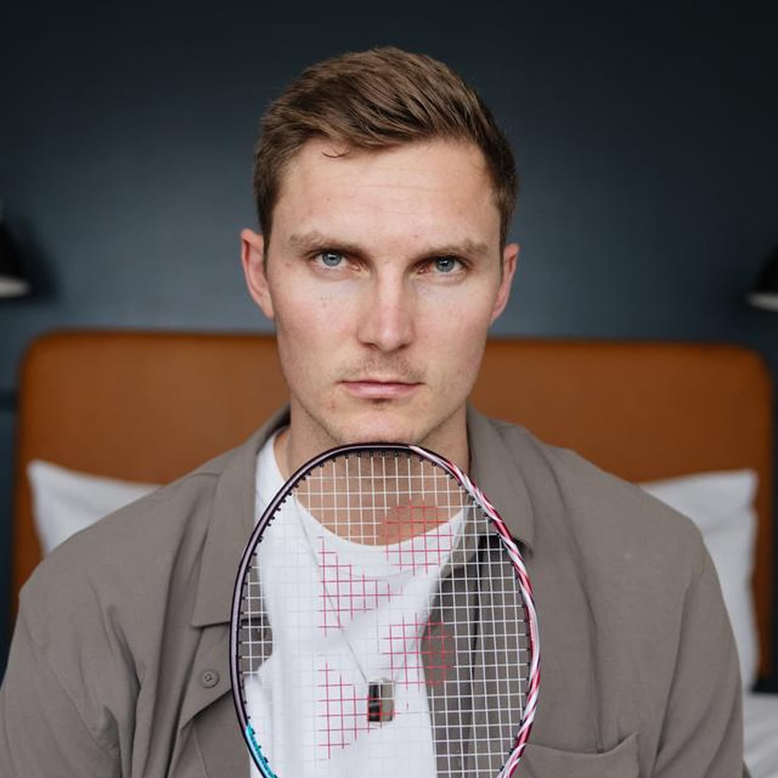 Kaktusser og kobber-smykker: Viktor Axelsen gik langt for at blive verdens bedste artwork