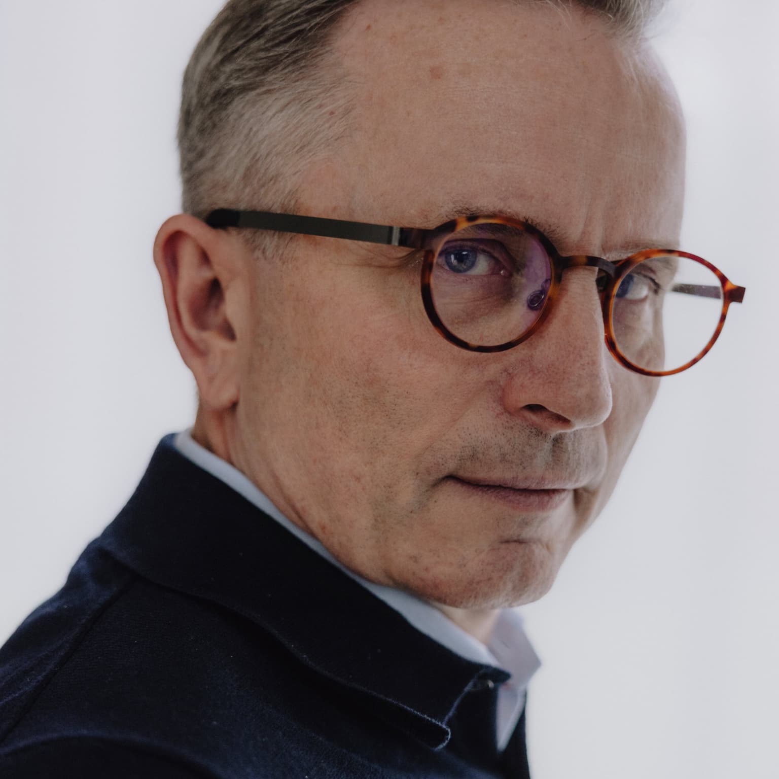 Pissegod opdragelse: Sådan gør topdirektør Hermann Haraldsson artwork