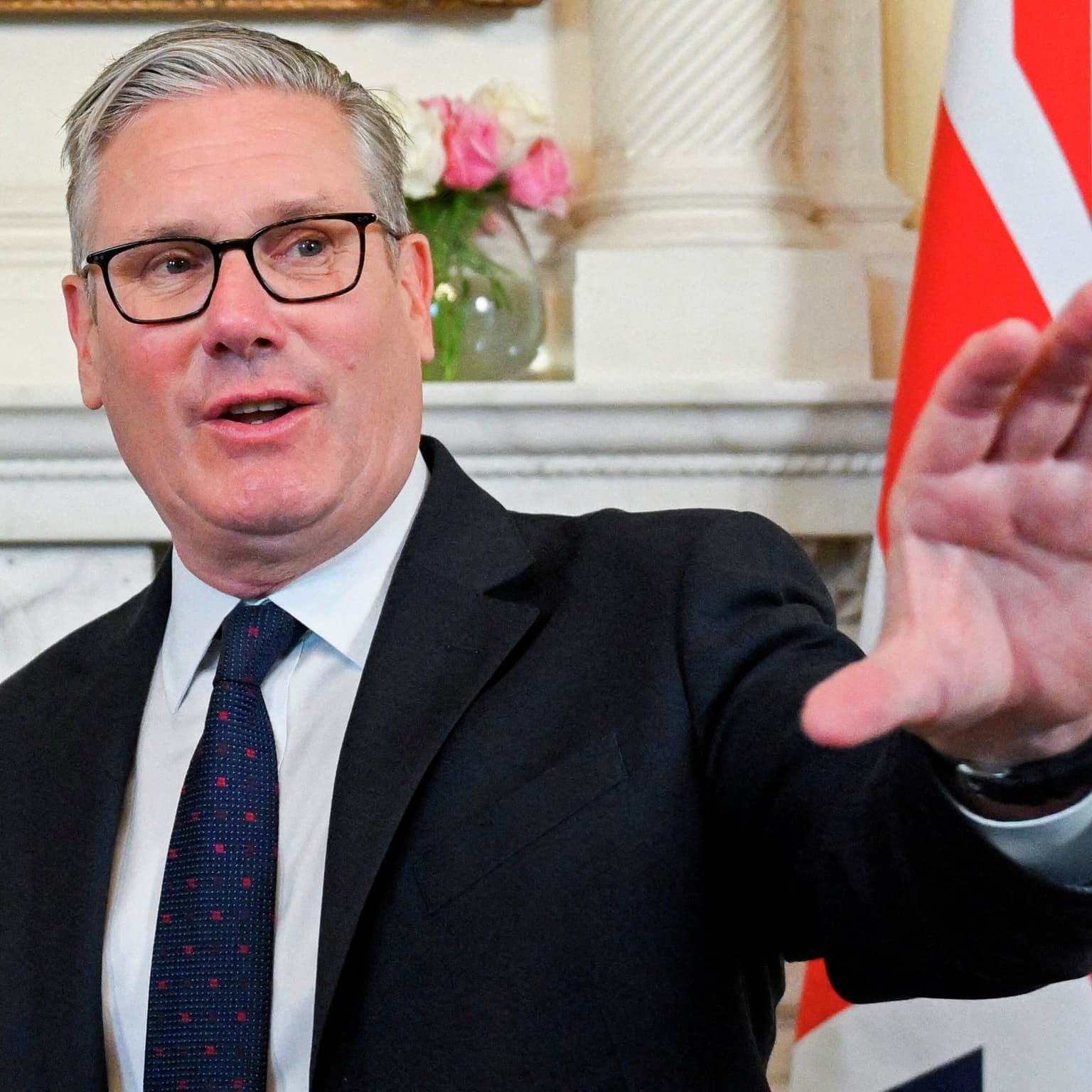 Starmer skuffede briterne – nu står to konkurrenter klar til at tage magten artwork