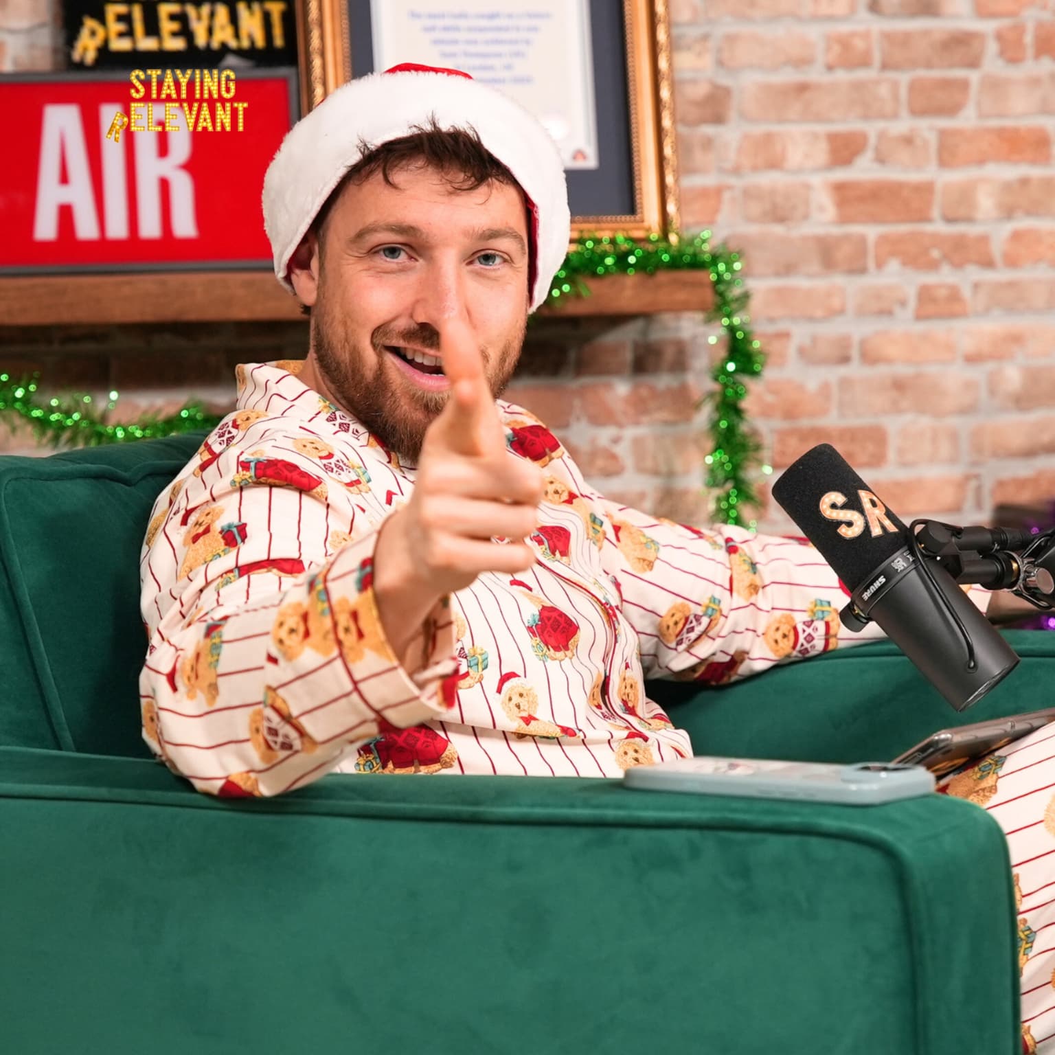 159: Pete’s Christmas RANT! artwork