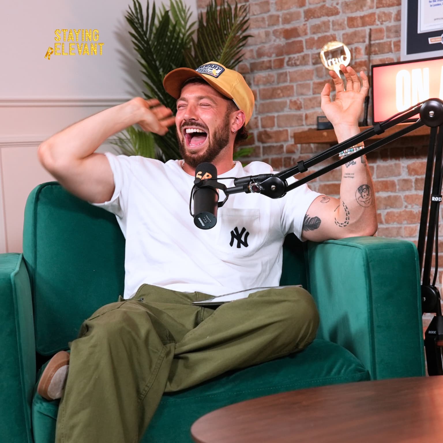 141: Pete ROASTS Sam’s new Hinge dating profile artwork