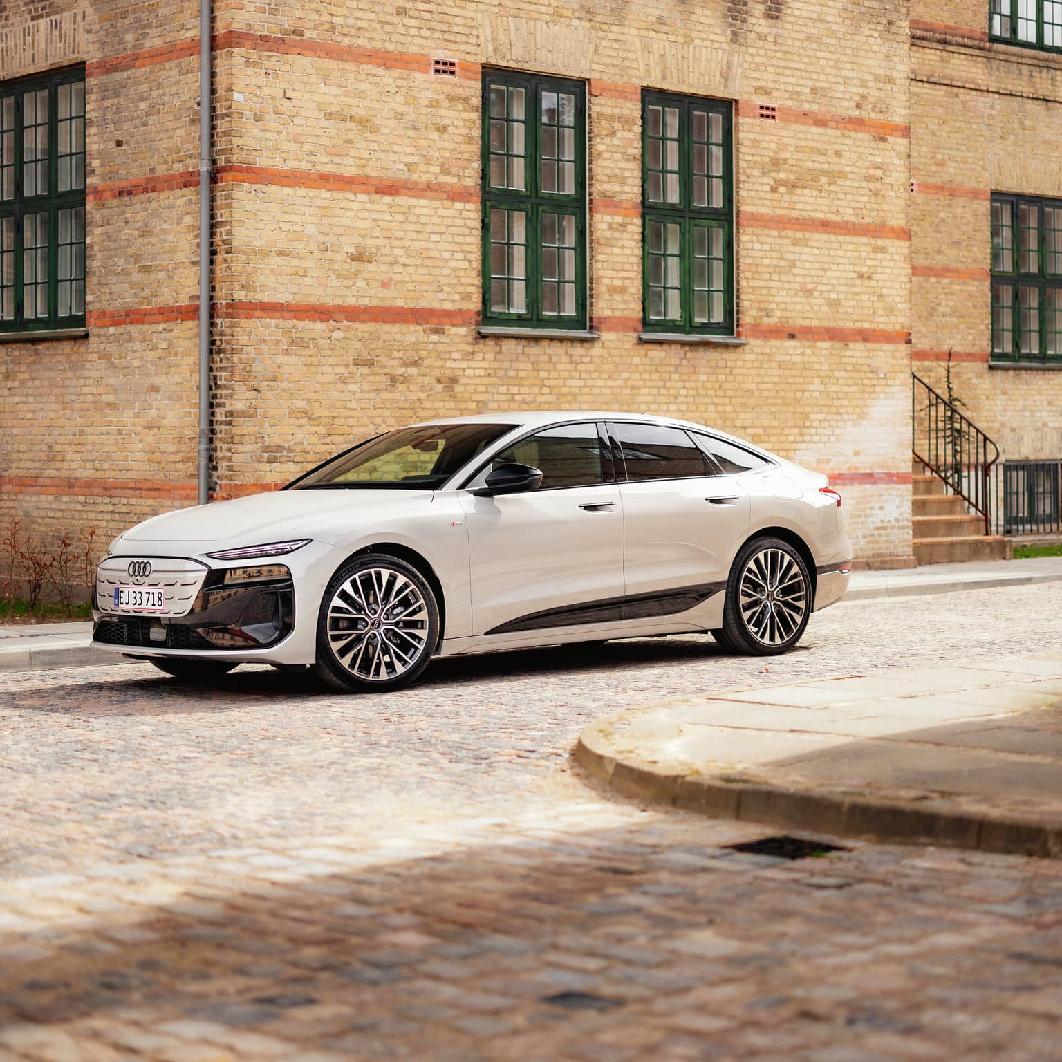303 Starter Audi en ny priskrig? artwork