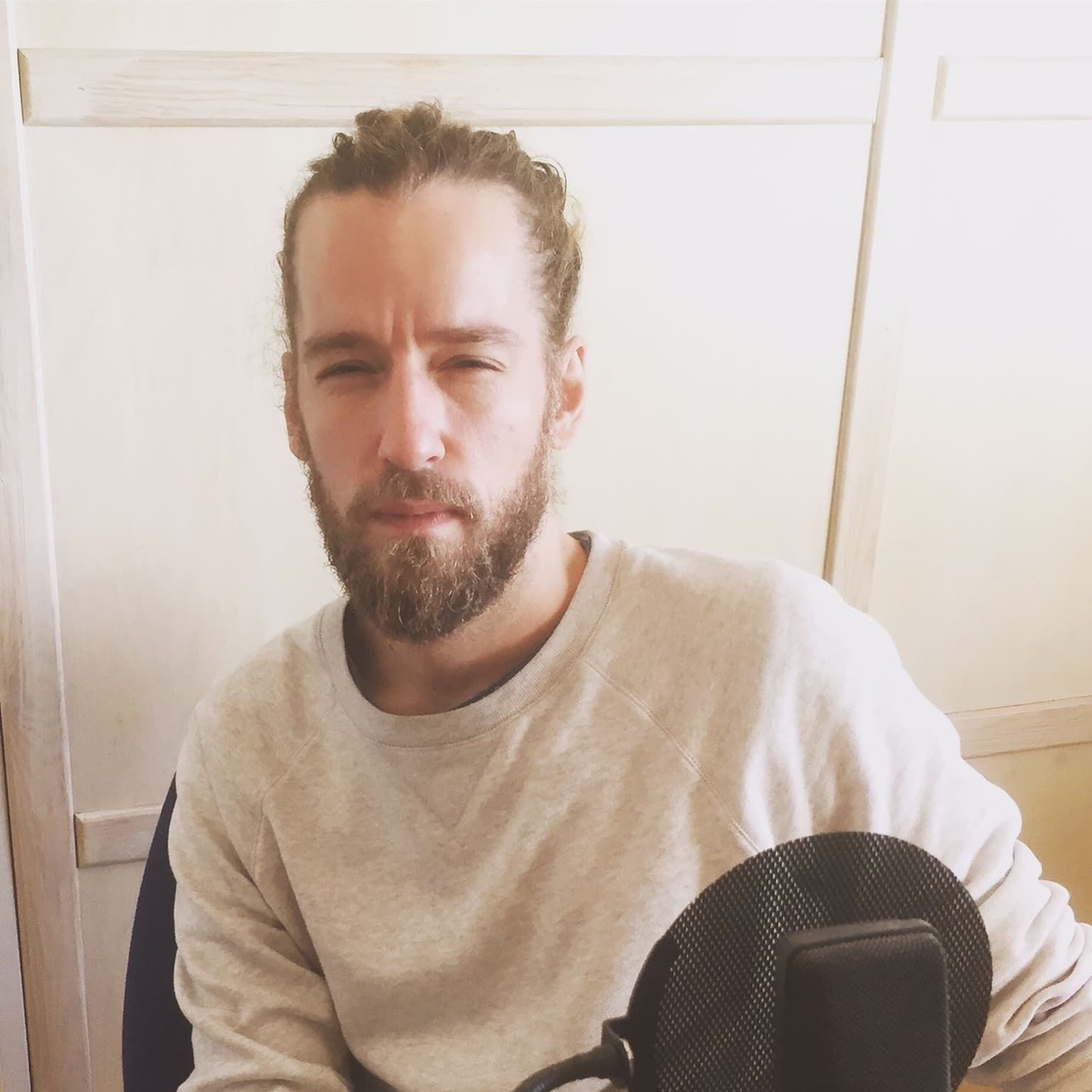 223. Nisse Hallberg gillar kändisar artwork